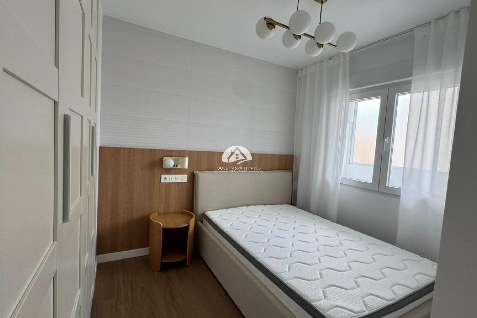 Resale - Apartment  - Torrevieja - Punta Prima