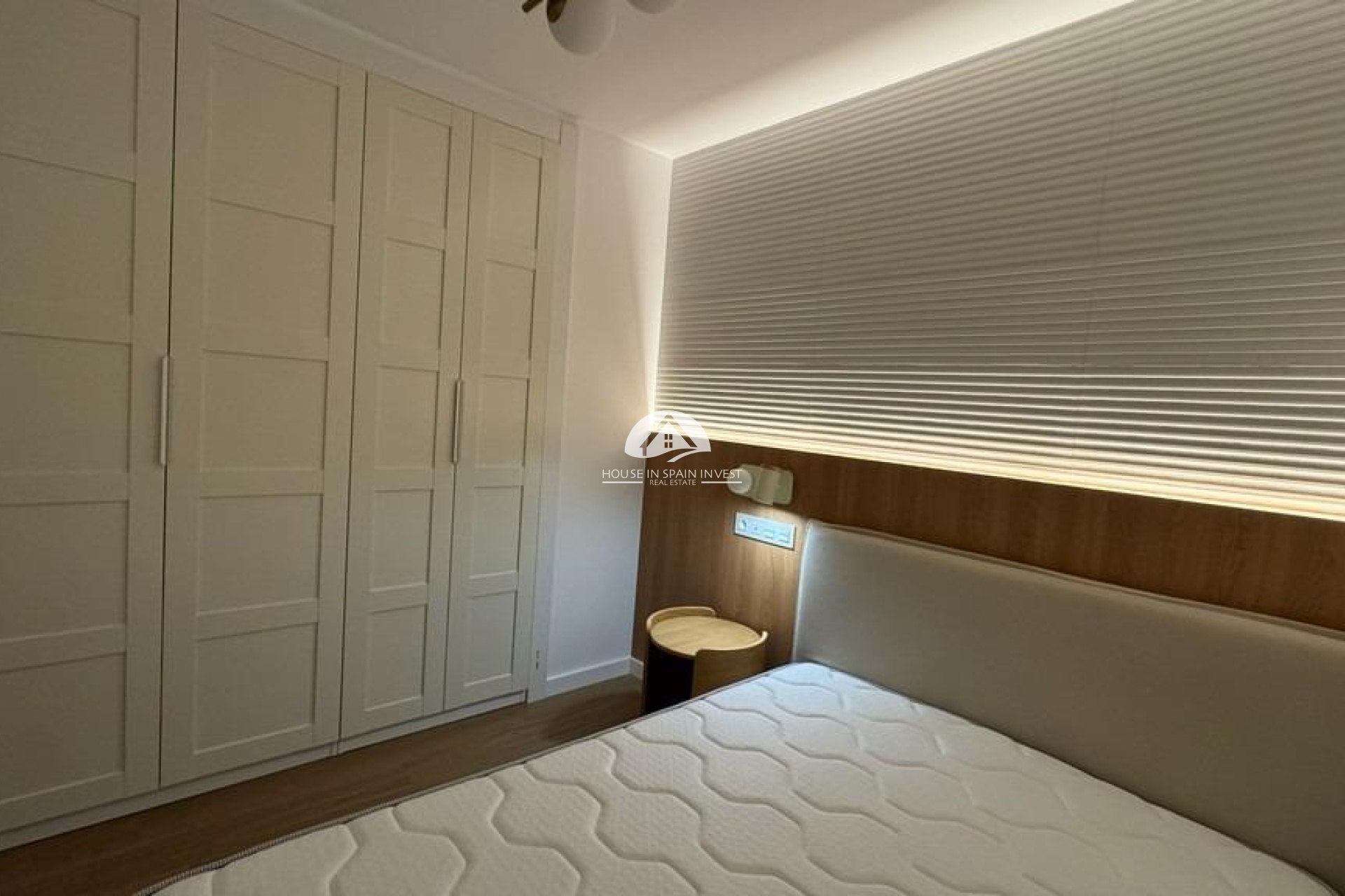 Resale - Apartment  - Torrevieja - Punta Prima