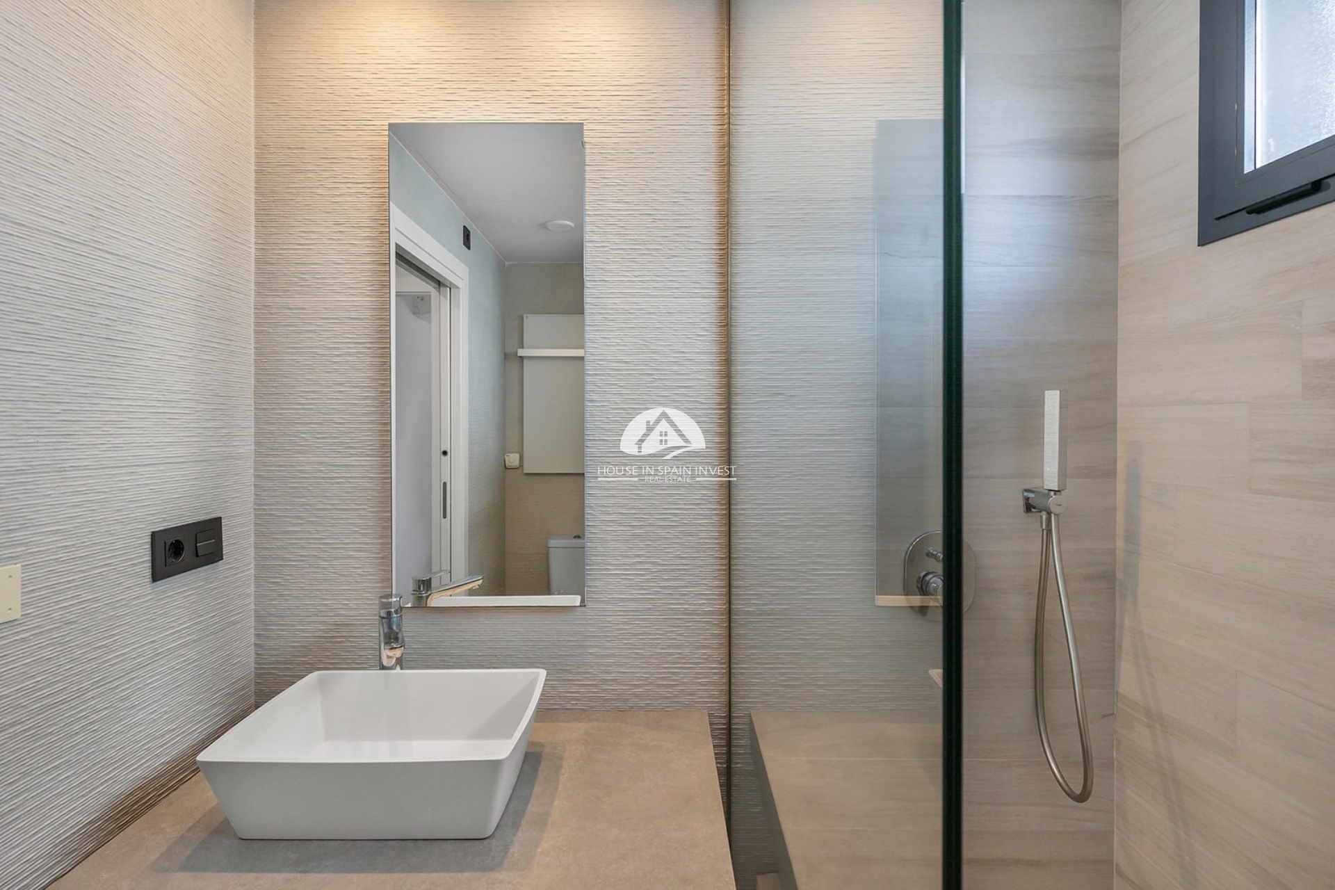 Resale - Apartment  - Torrevieja - Punta Prima  