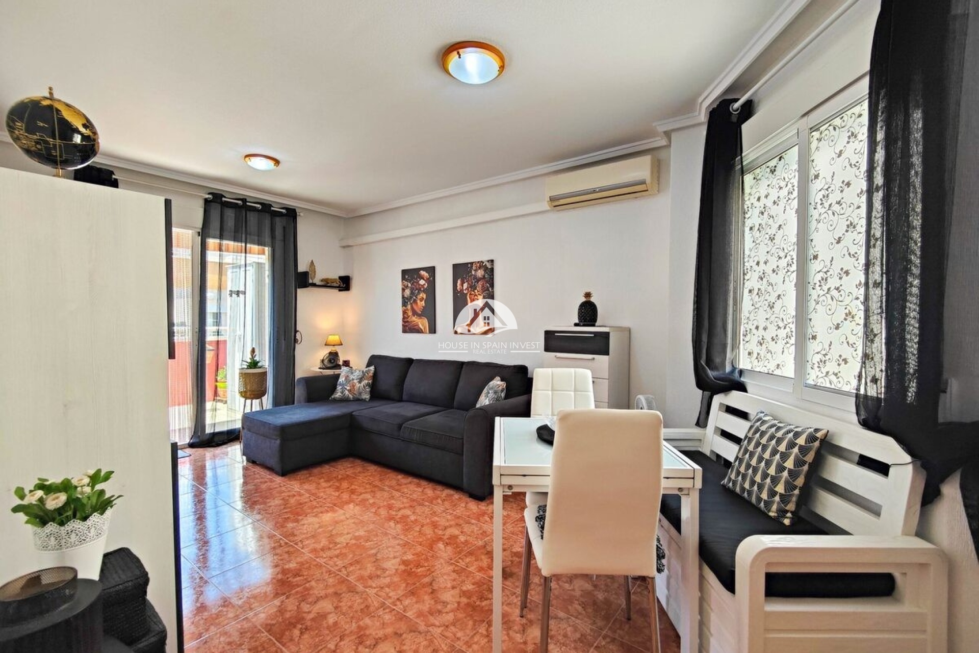 Resale - Apartment  - Torrevieja