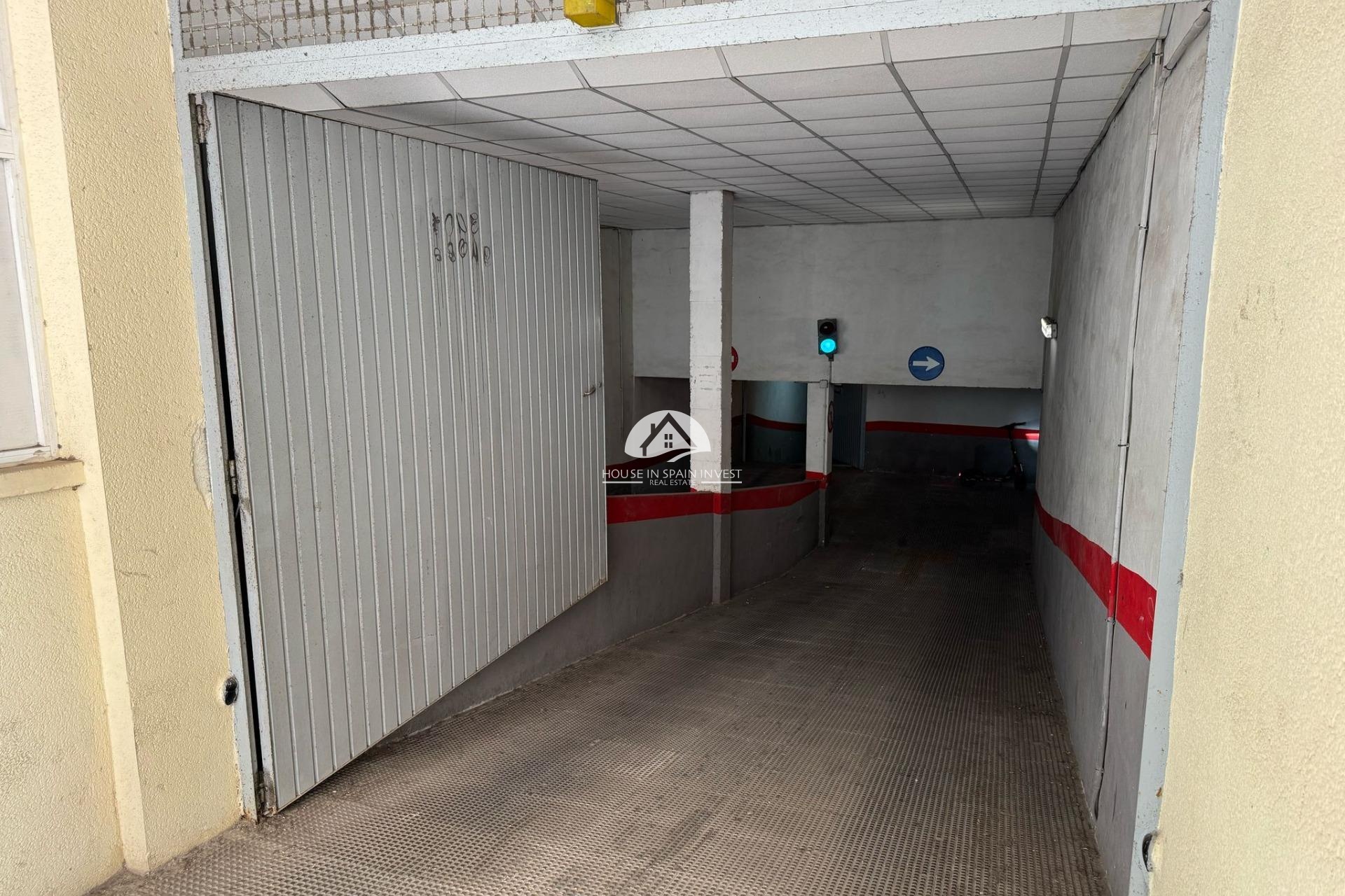 Resale - Garage - Torrevieja - Centro