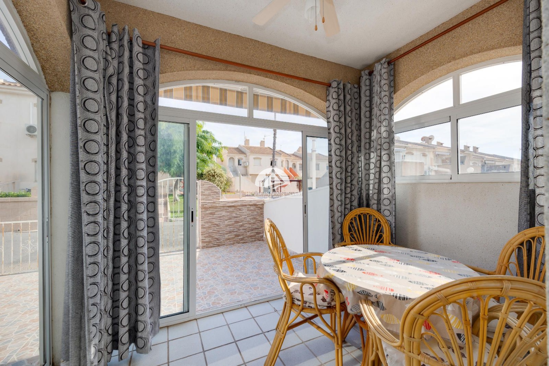 Resale - Ground floor bungalow - Torrevieja - Aguas Nuevas