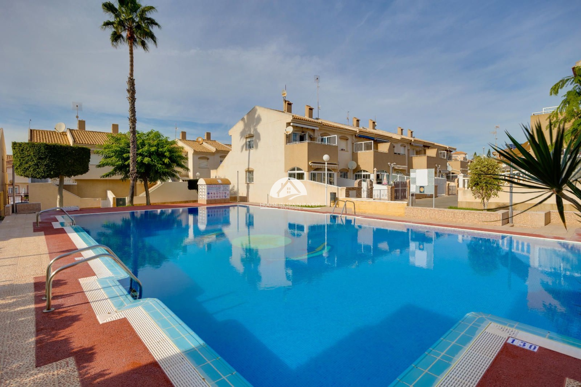 Resale - Ground floor bungalow - Torrevieja - Aguas Nuevas