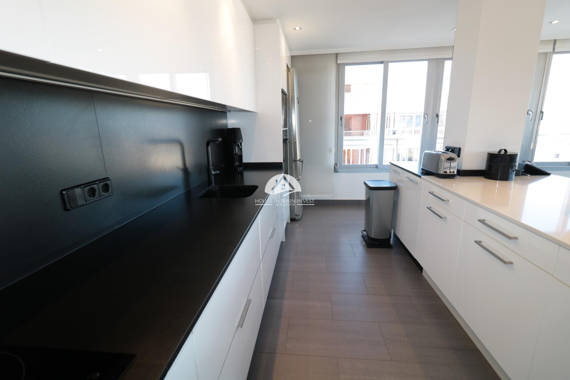 Resale - Penthouse - Torrevieja - El Acequión - Los Náufragos