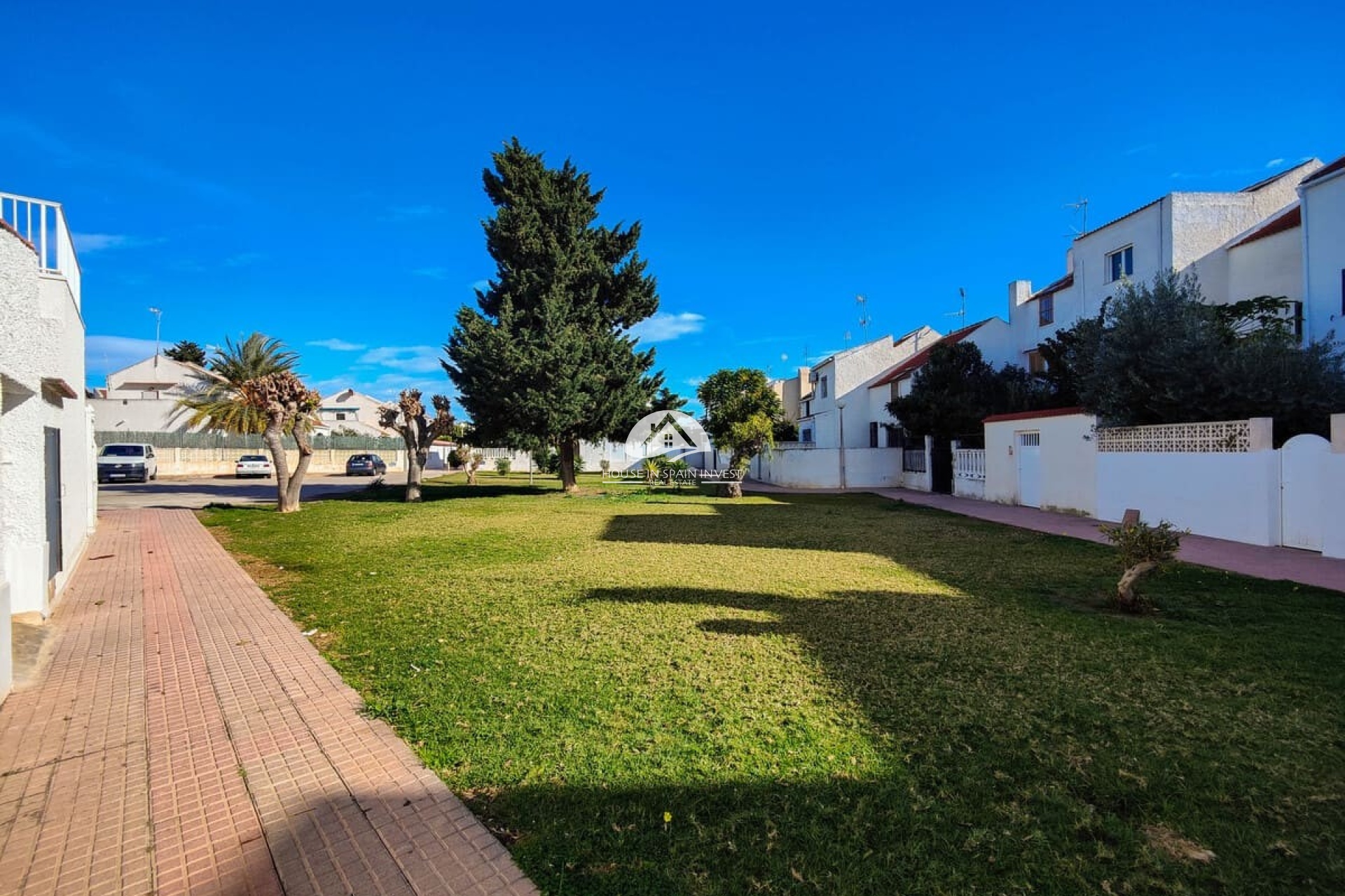 Resale - Townhouse - Torrevieja - Aguas Nuevas - Sector 25