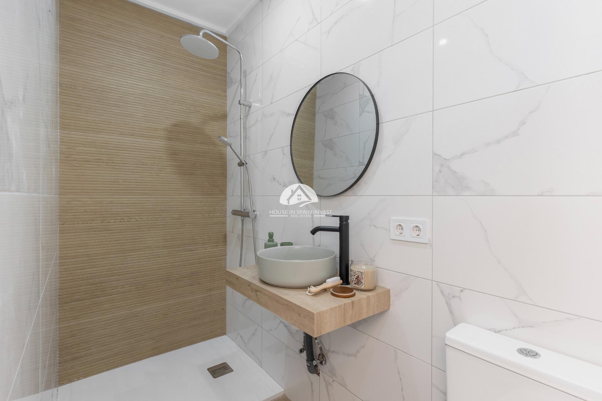 Resale - Townhouse - Torrevieja - Centro