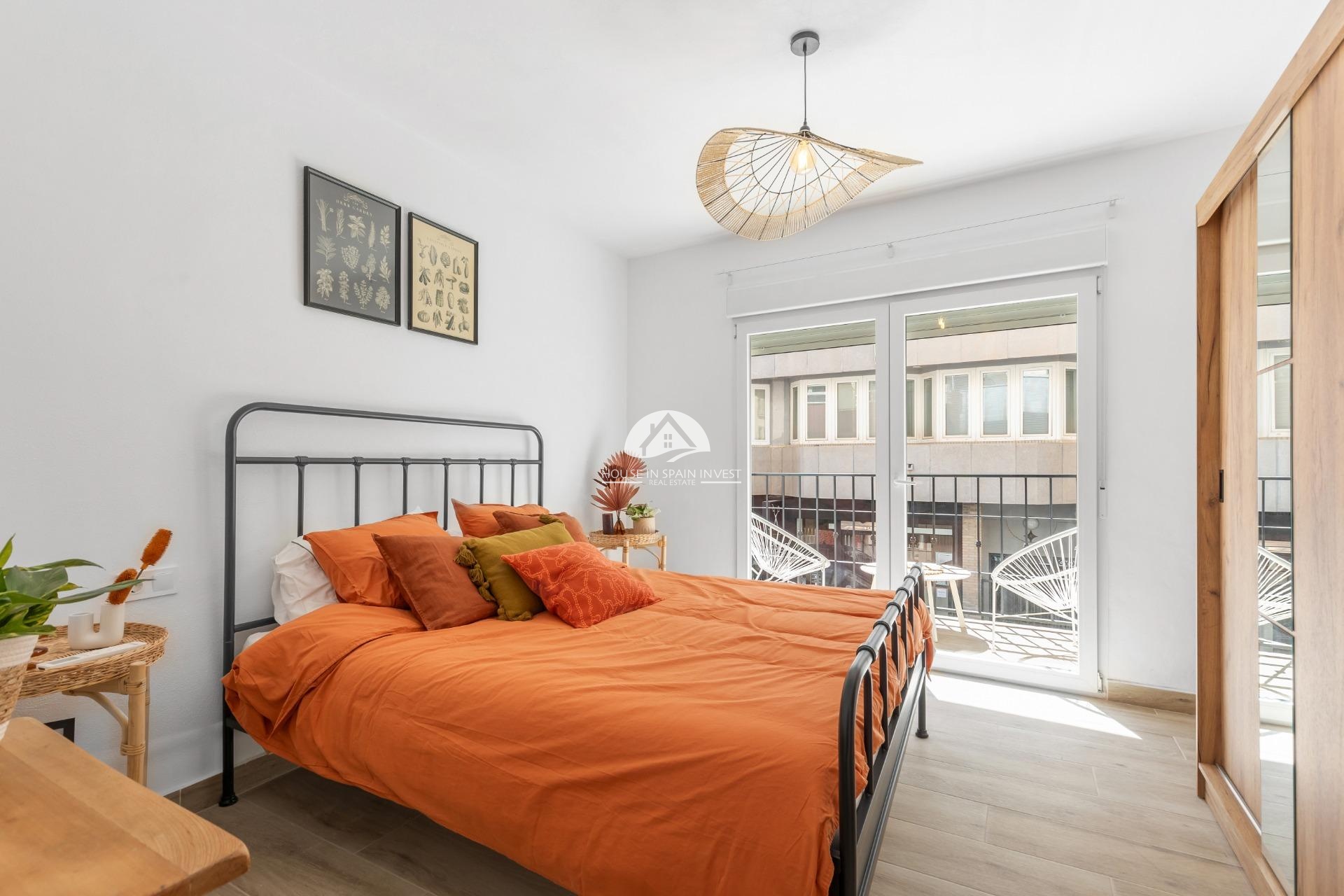 Resale - Townhouse - Torrevieja - Centro