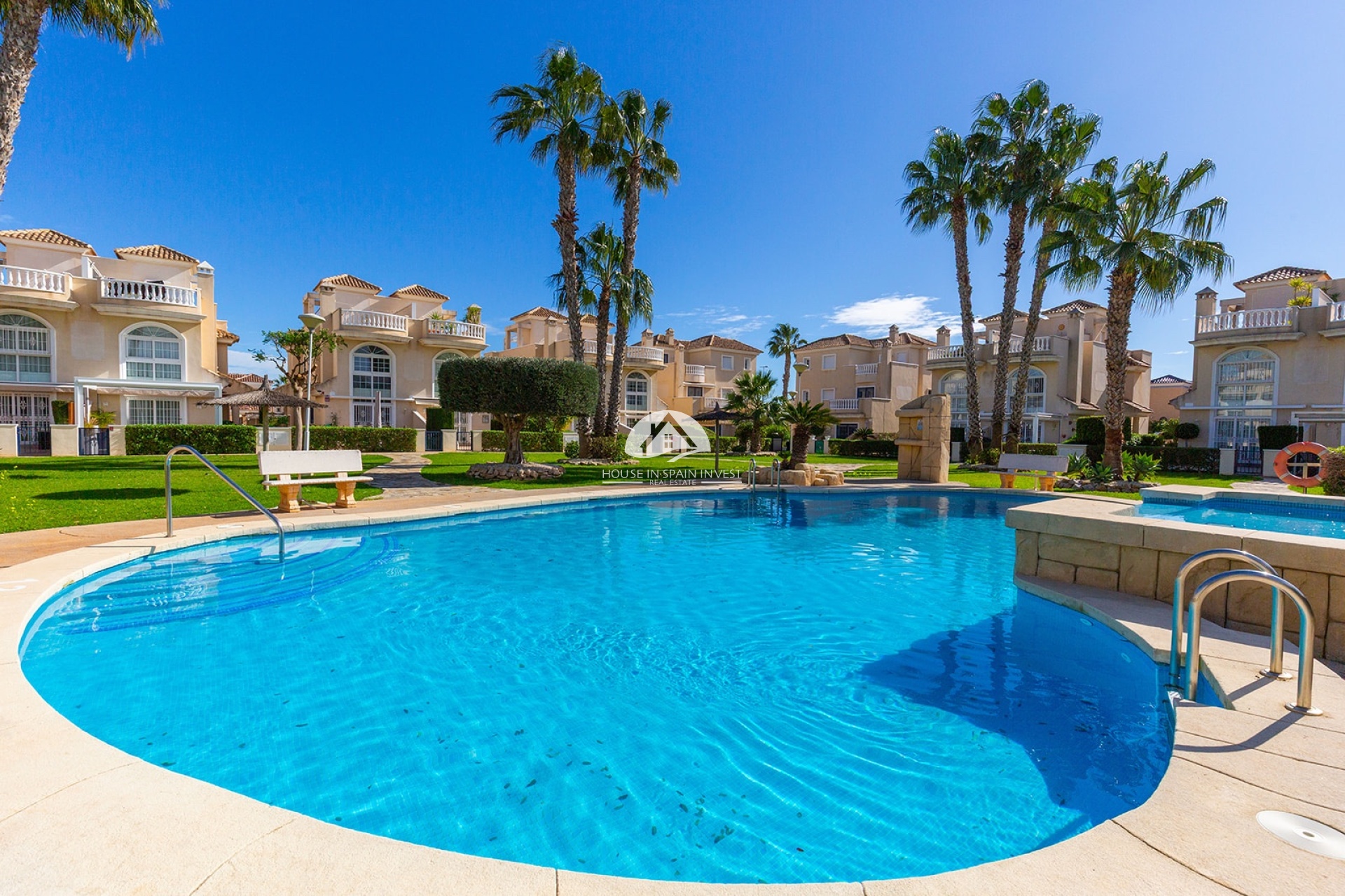 Resale - Villa - Guardamar del Segura - Guardamar - El Raso