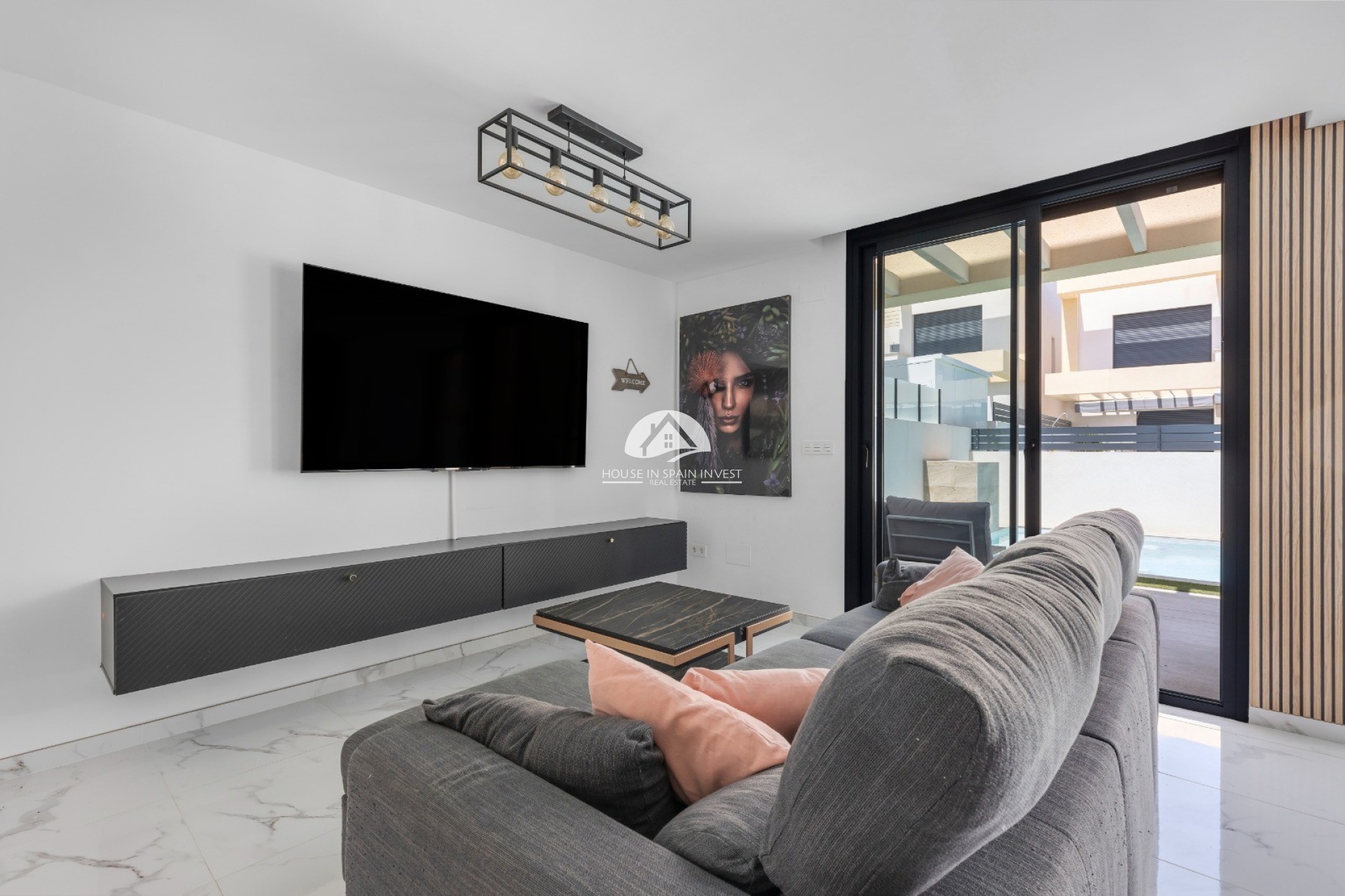 Resale - Villa - Los Montesinos - La Herrada