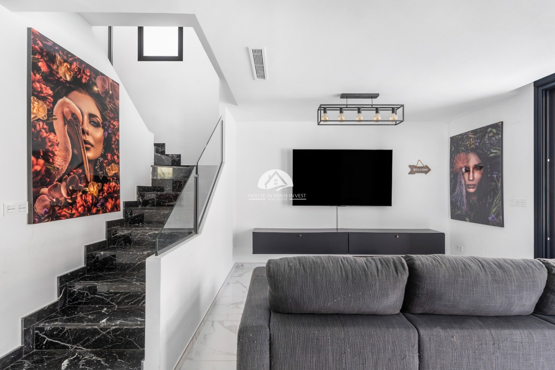 Resale - Villa - Los Montesinos - La Herrada