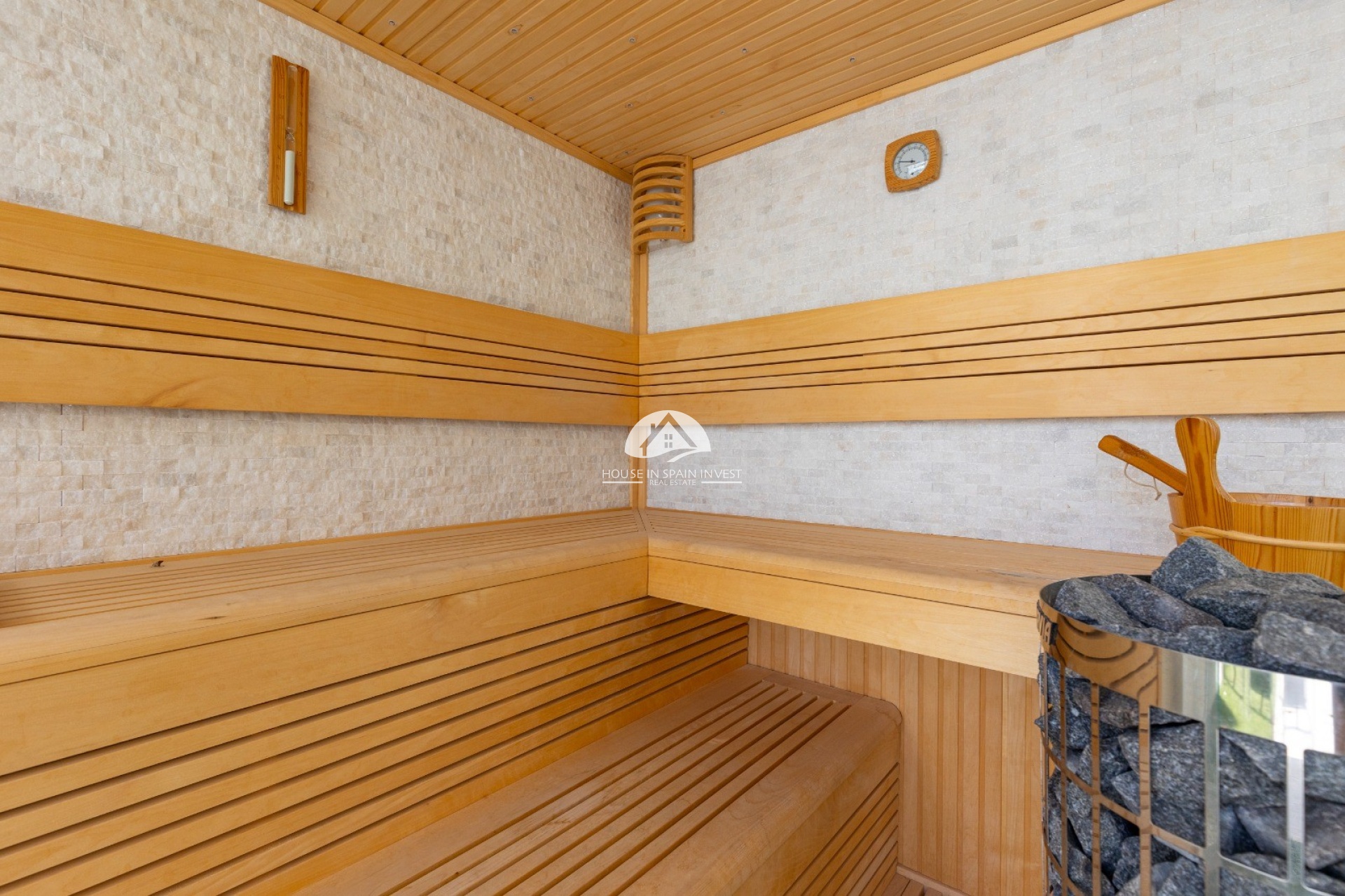 Resale - Villa - Los Montesinos - La Herrada