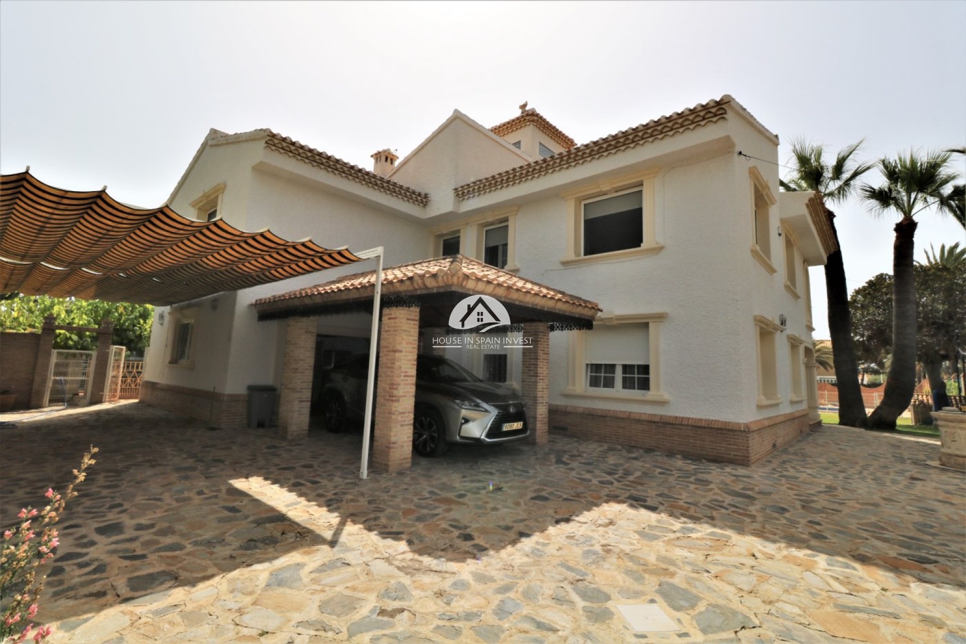 Resale - Villa - Orihuela Costa - Cabo roig  