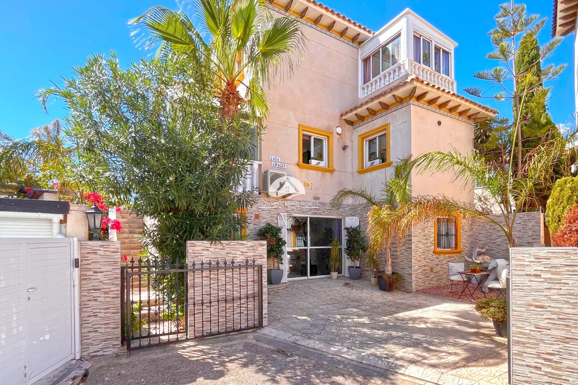 Resale - Villa - Orihuela Costa - La Zenia