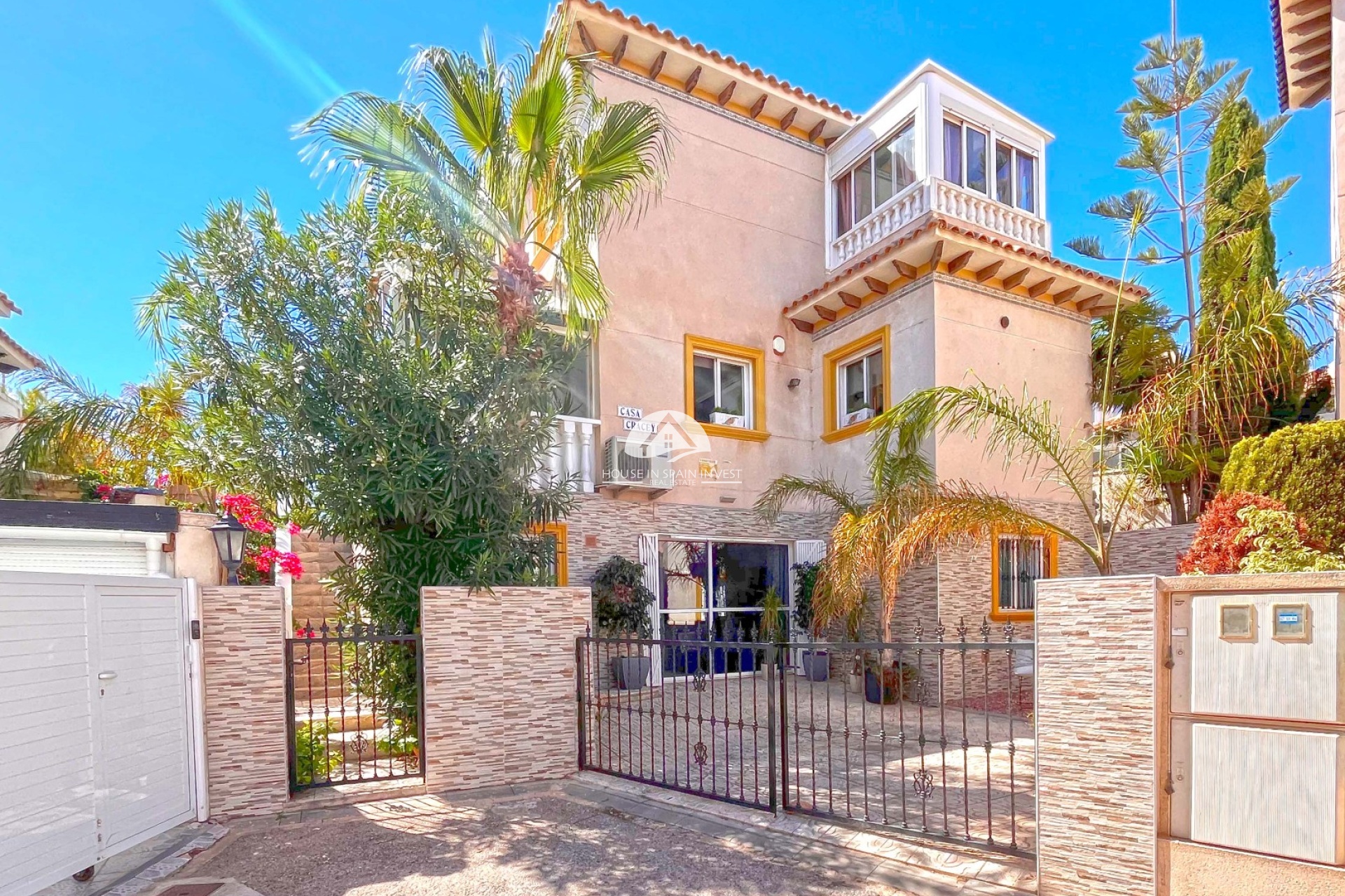 Resale - Villa - Orihuela Costa - La Zenia