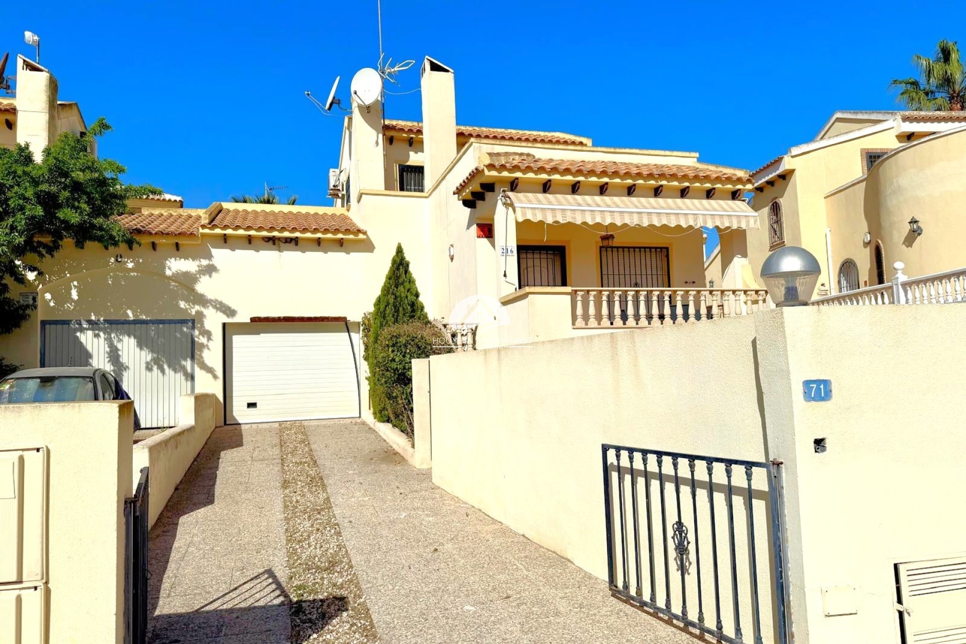 Resale - Villa - Orihuela Costa - Las Ramblas