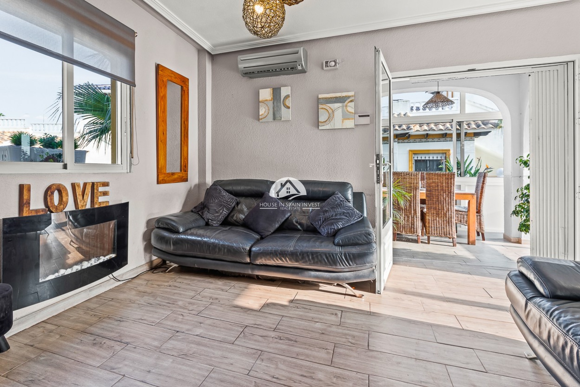 Resale - Villa - Orihuela Costa - Playa Flamenca