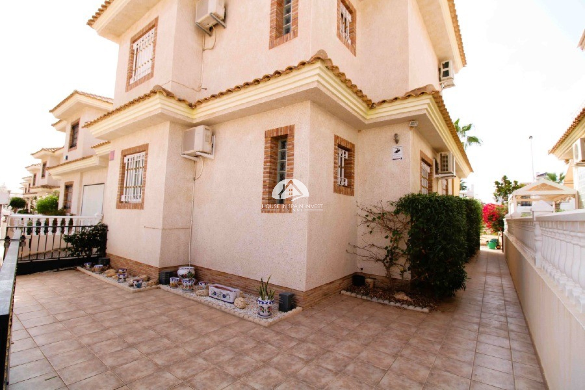 Resale - Villa - Orihuela Costa - Villamartín