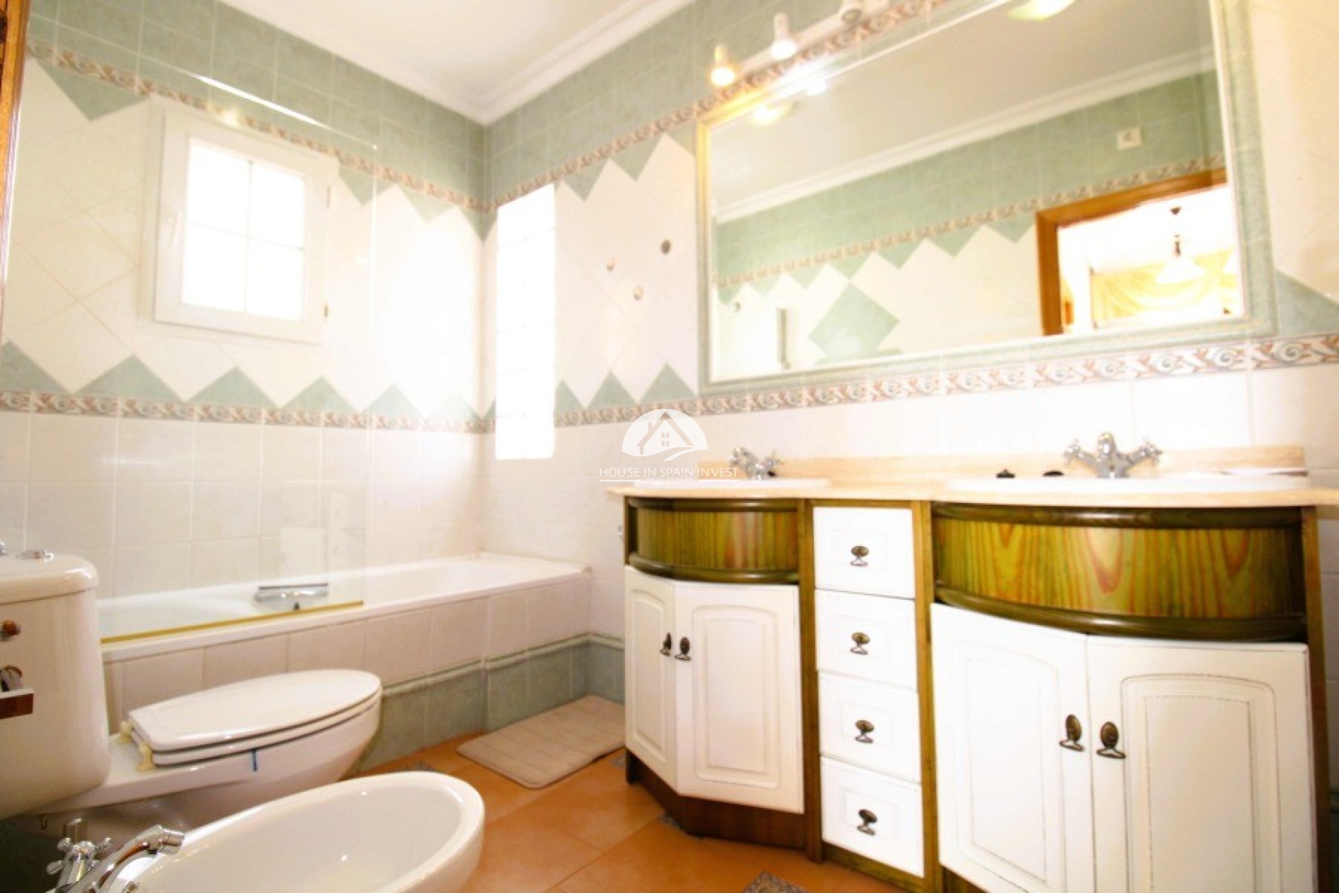 Resale - Villa - Orihuela Costa - Villamartín