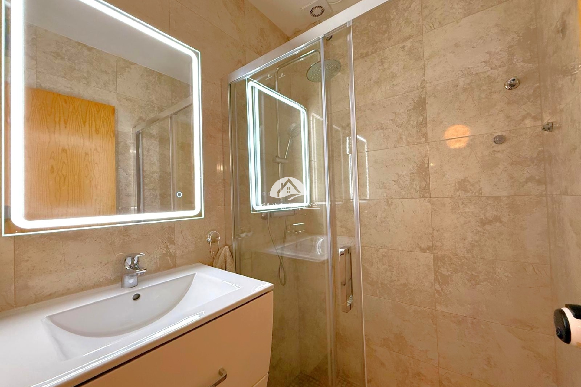 Resale - Villa - Orihuela Costa - Villamartín