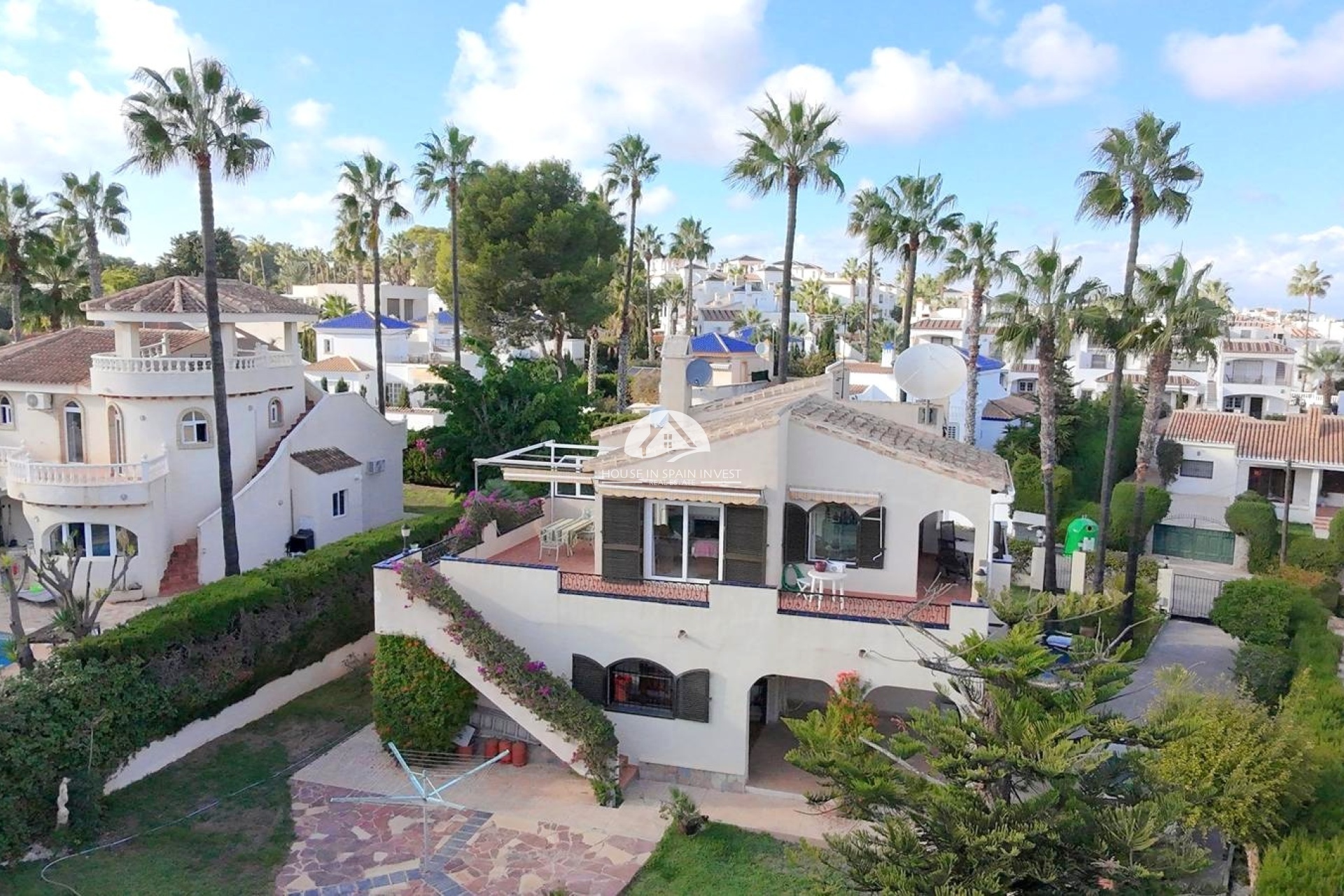 Resale - Villa - Orihuela Costa - Villamartín