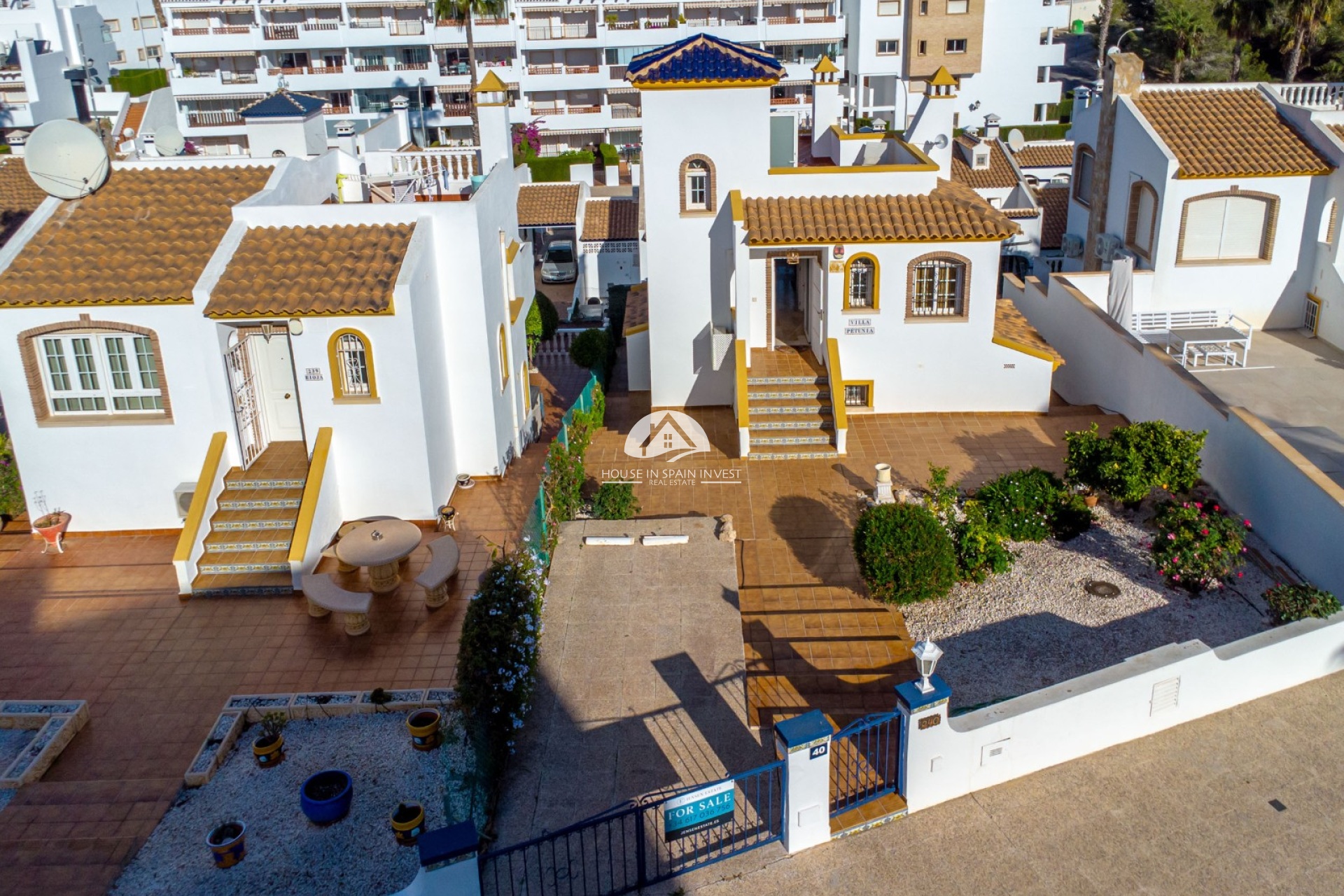 Resale - Villa - Orihuela Costa - Villamartín