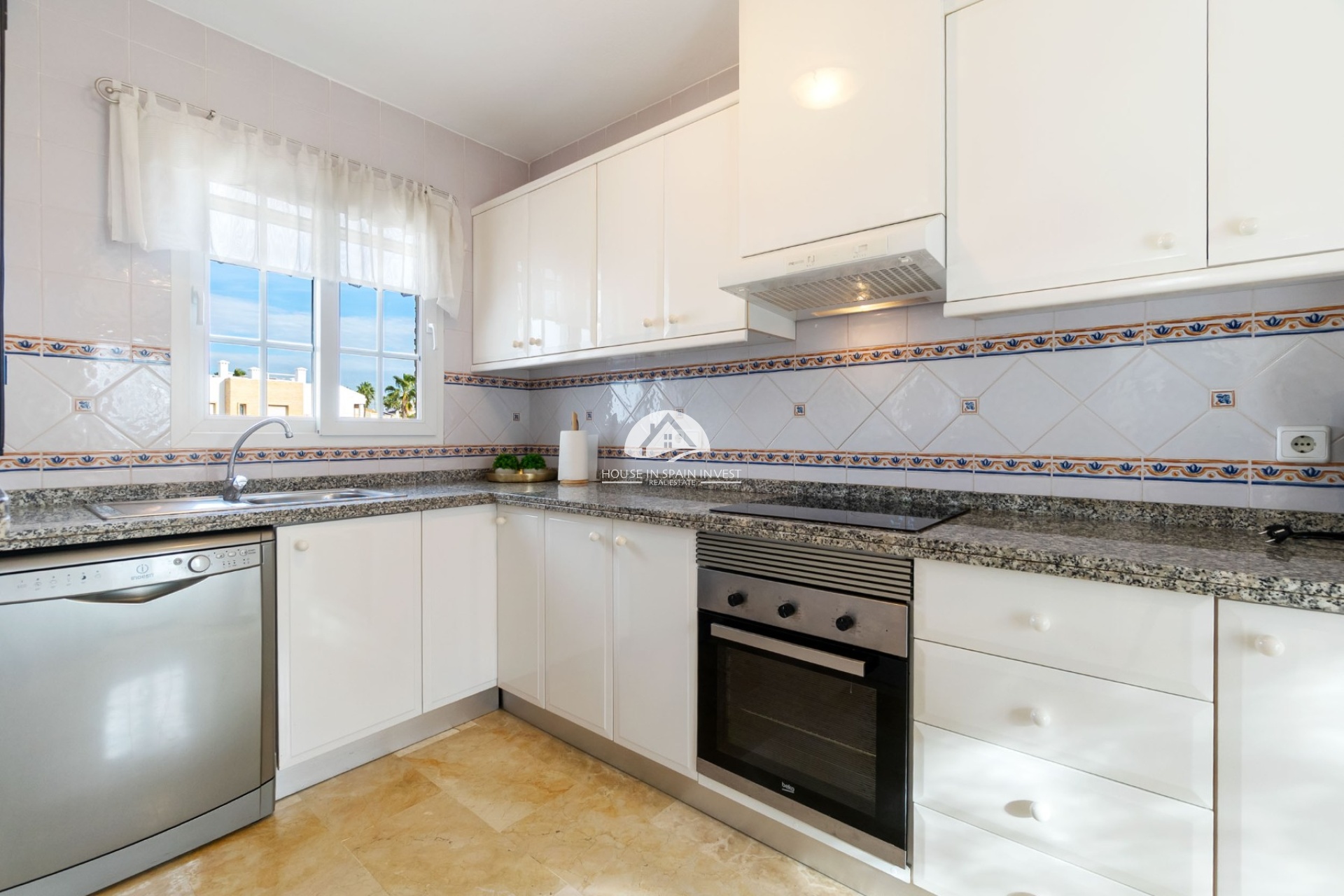Resale - Villa - Orihuela Costa - Villamartín