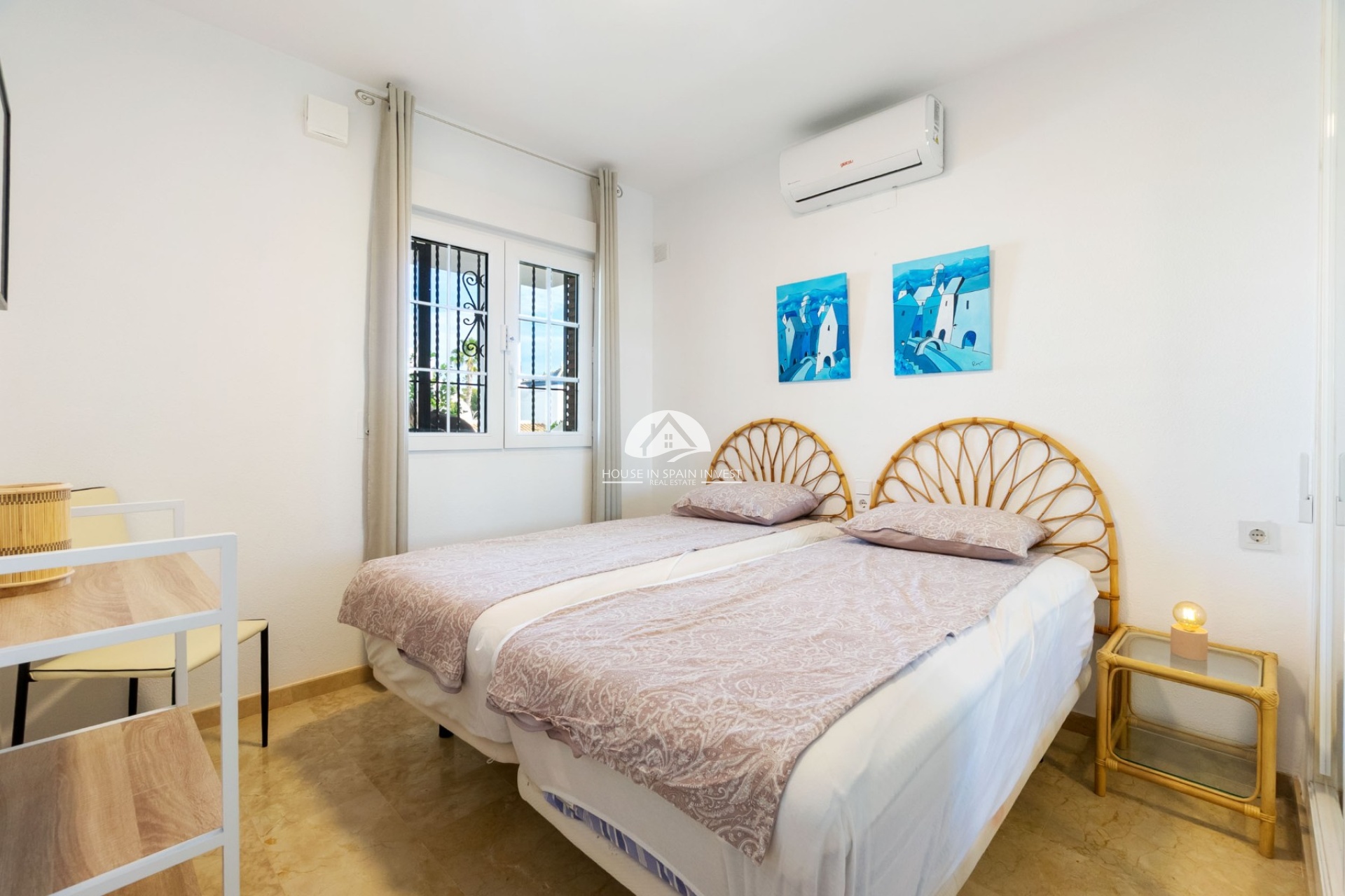 Resale - Villa - Orihuela Costa - Villamartín