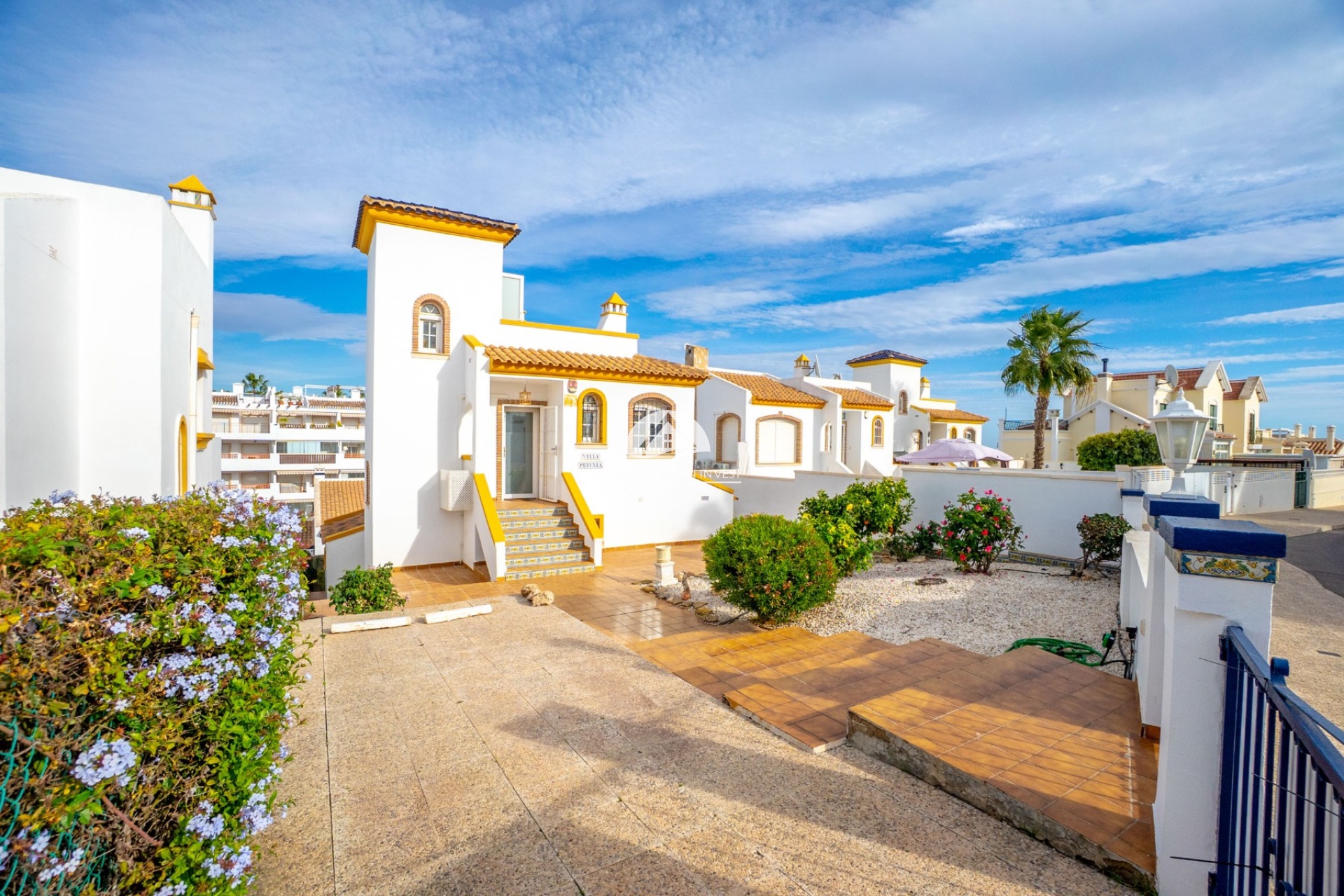 Resale - Villa - Orihuela Costa - Villamartín