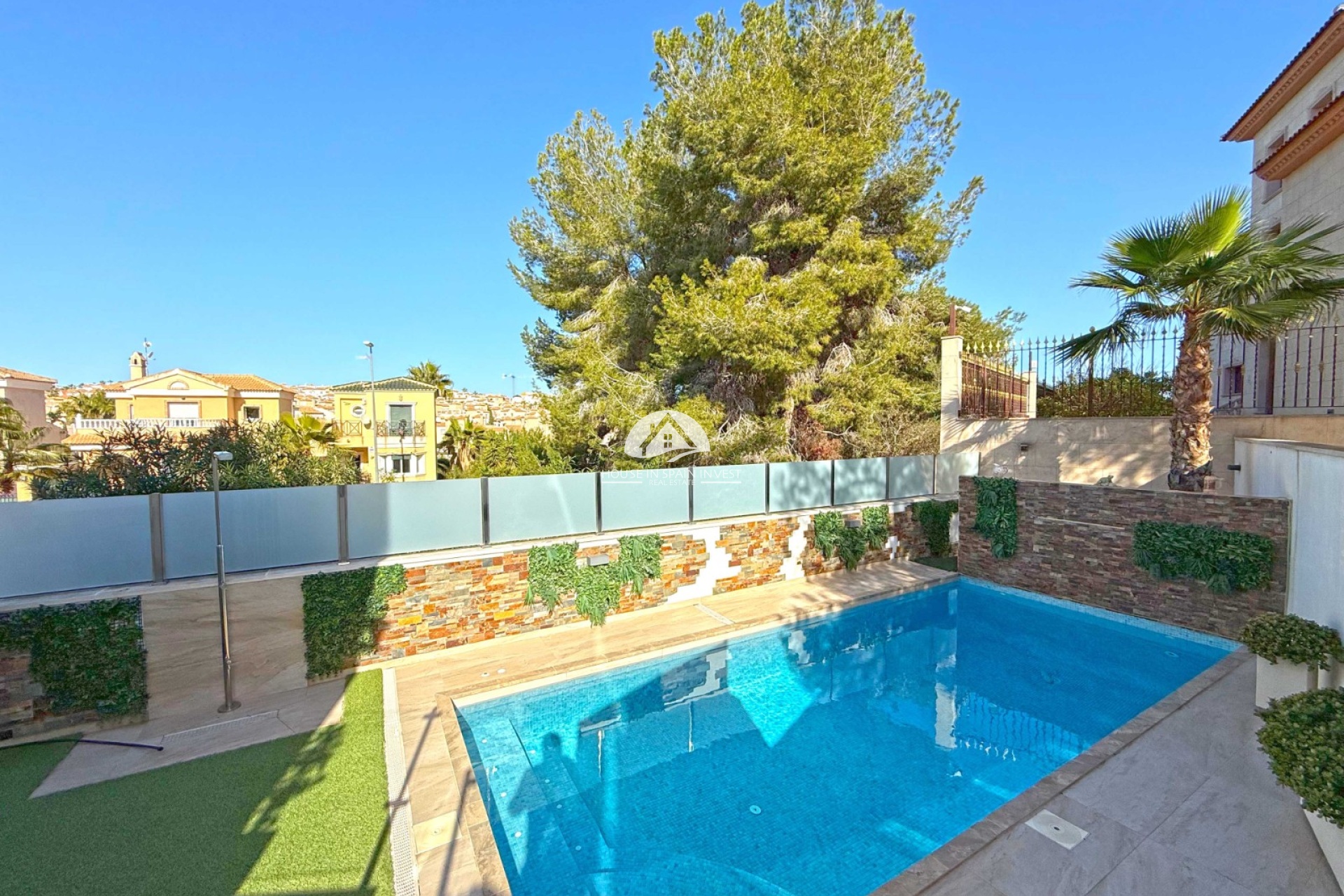 Resale - Villa - Orihuela Costa - Villamartín