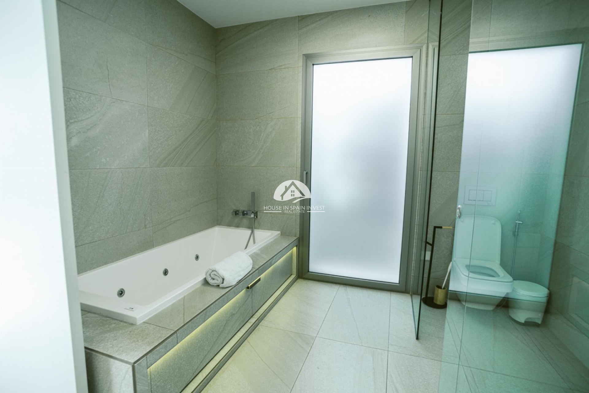 Resale - Villa - Orihuela Costa