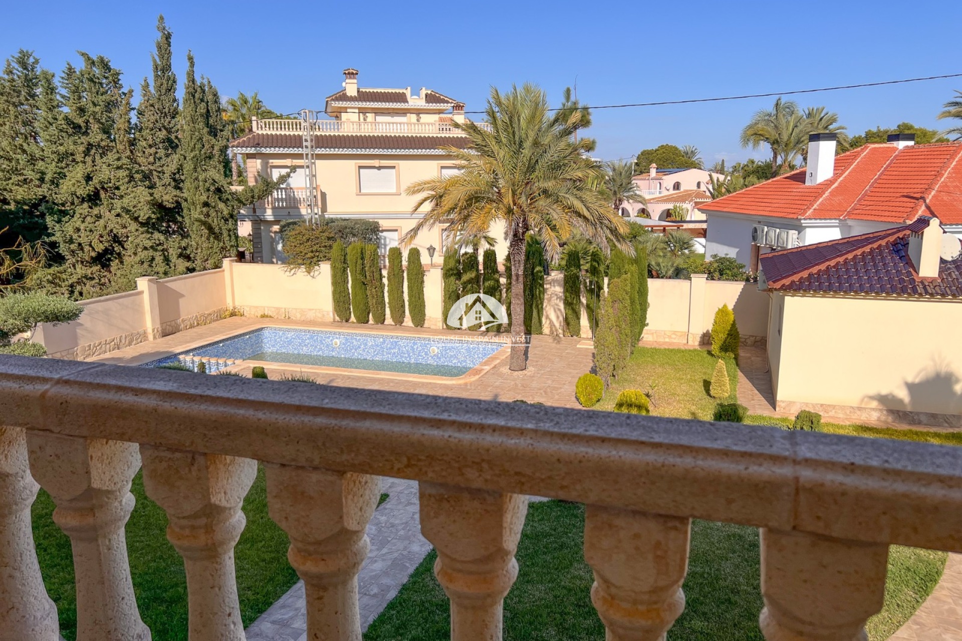 Resale - Villa - Orihuela Costa