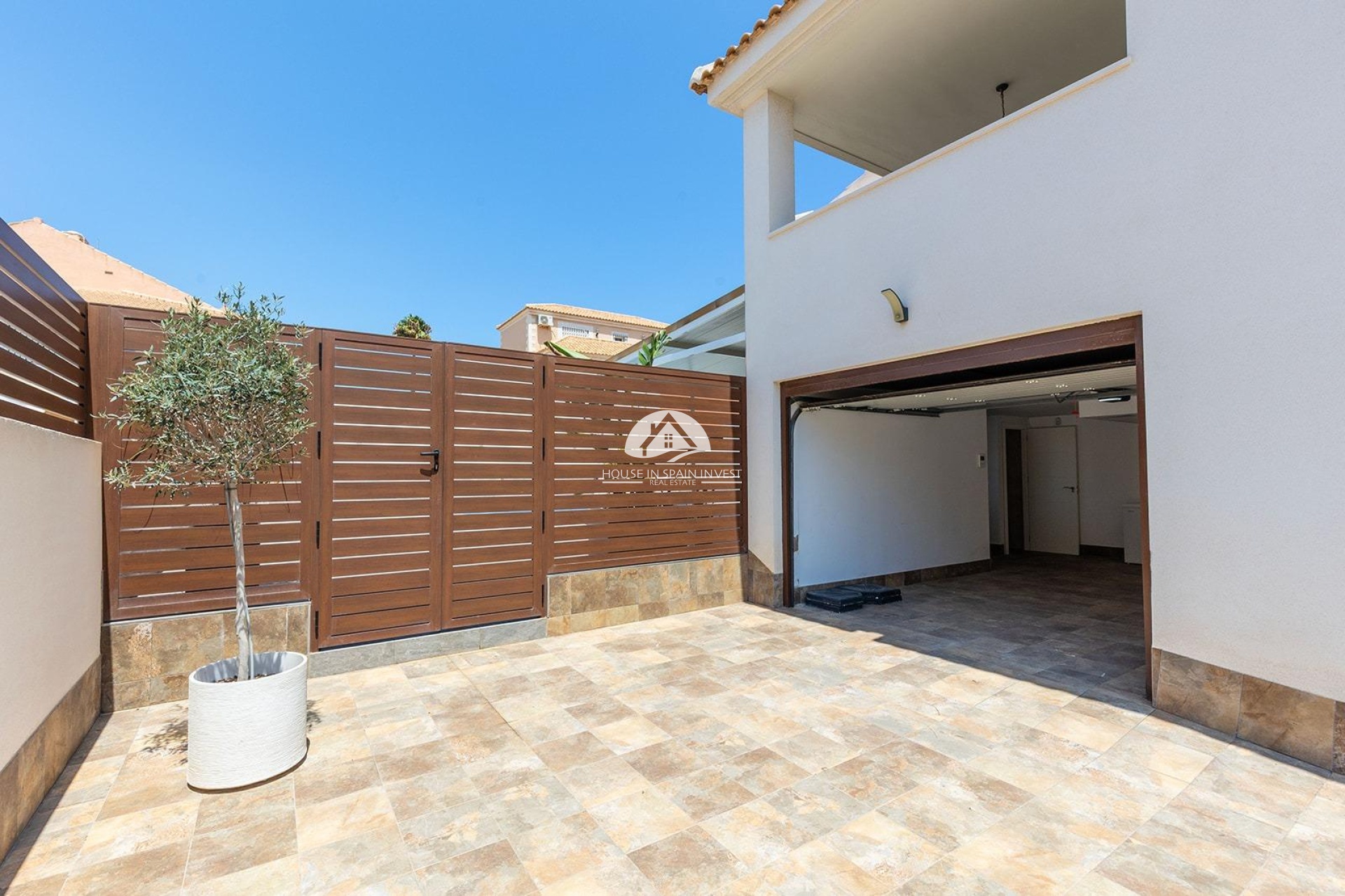 Resale - Villa - Torrevieja - Aguas Nuevas - Sector 25