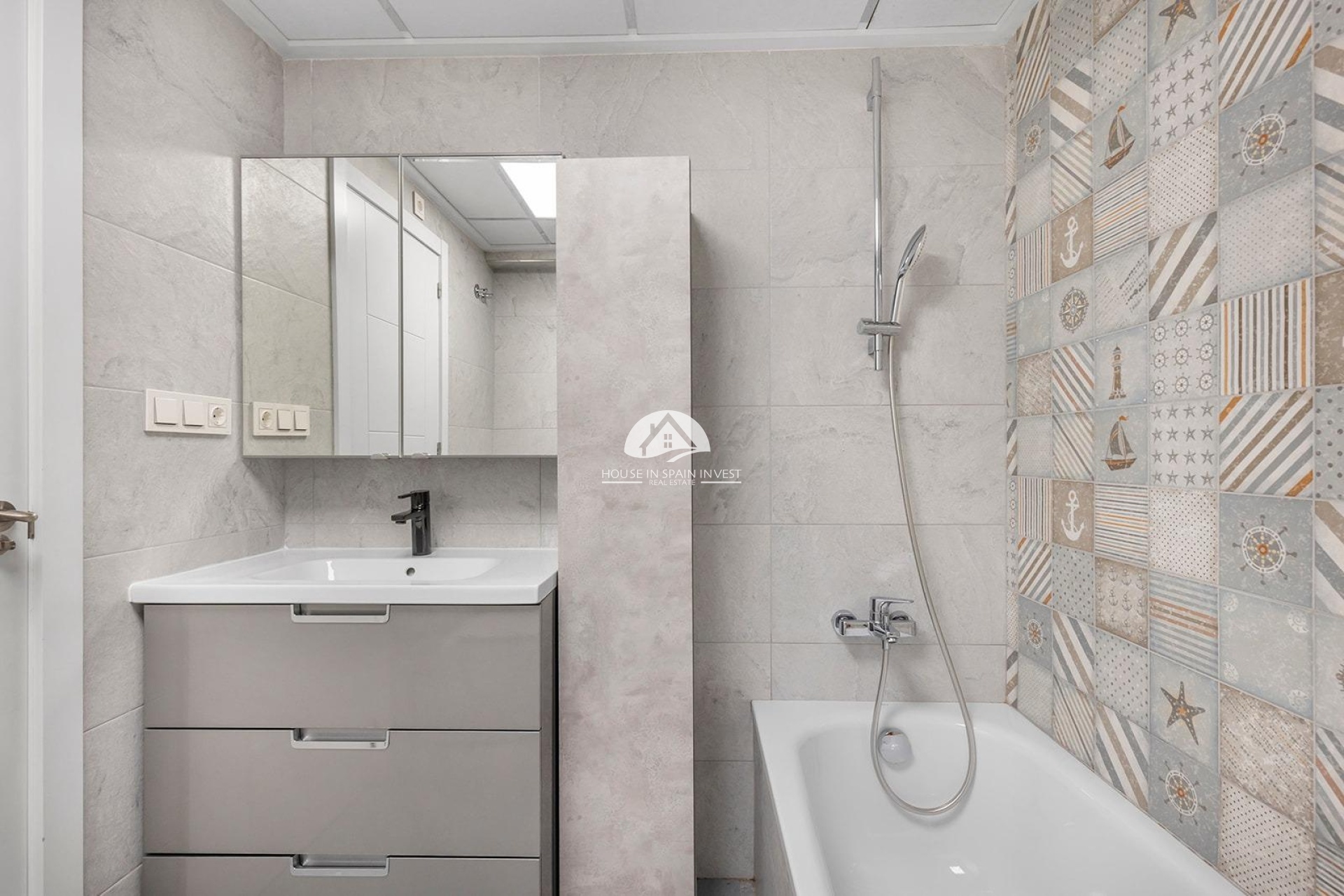 Resale - Villa - Torrevieja - Aguas Nuevas - Sector 25