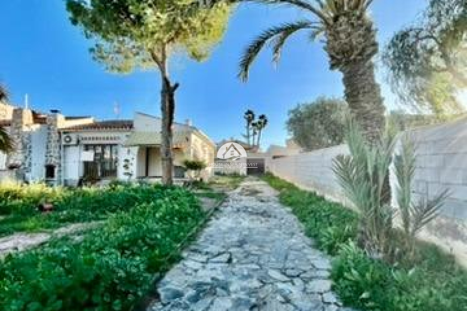 Resale - Villa - Torrevieja - Aguas Nuevas - Sector 25