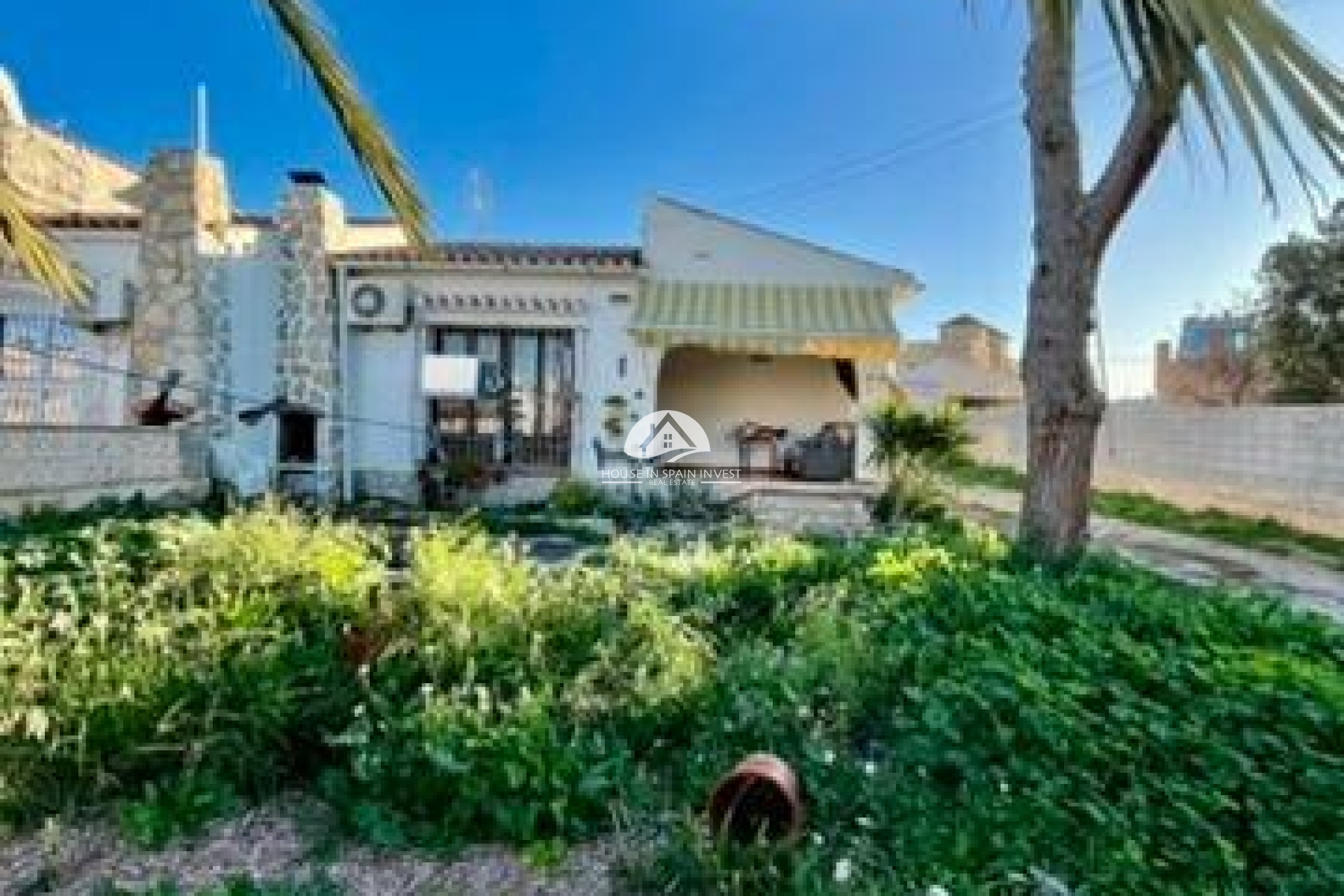 Resale - Villa - Torrevieja - Aguas Nuevas - Sector 25