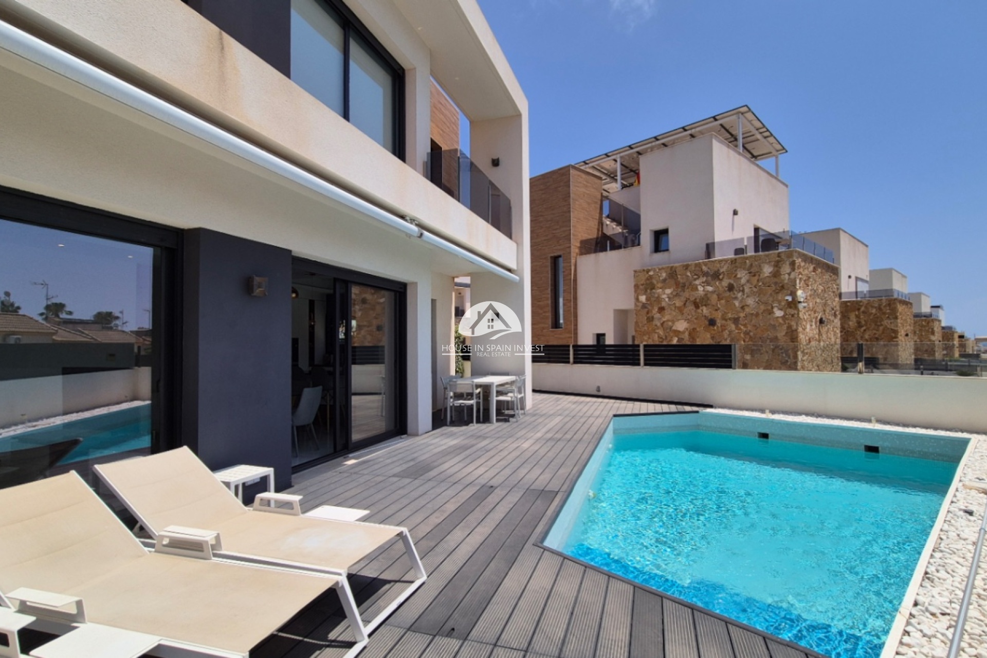 Resale - Villa - Torrevieja - Costa Blanca