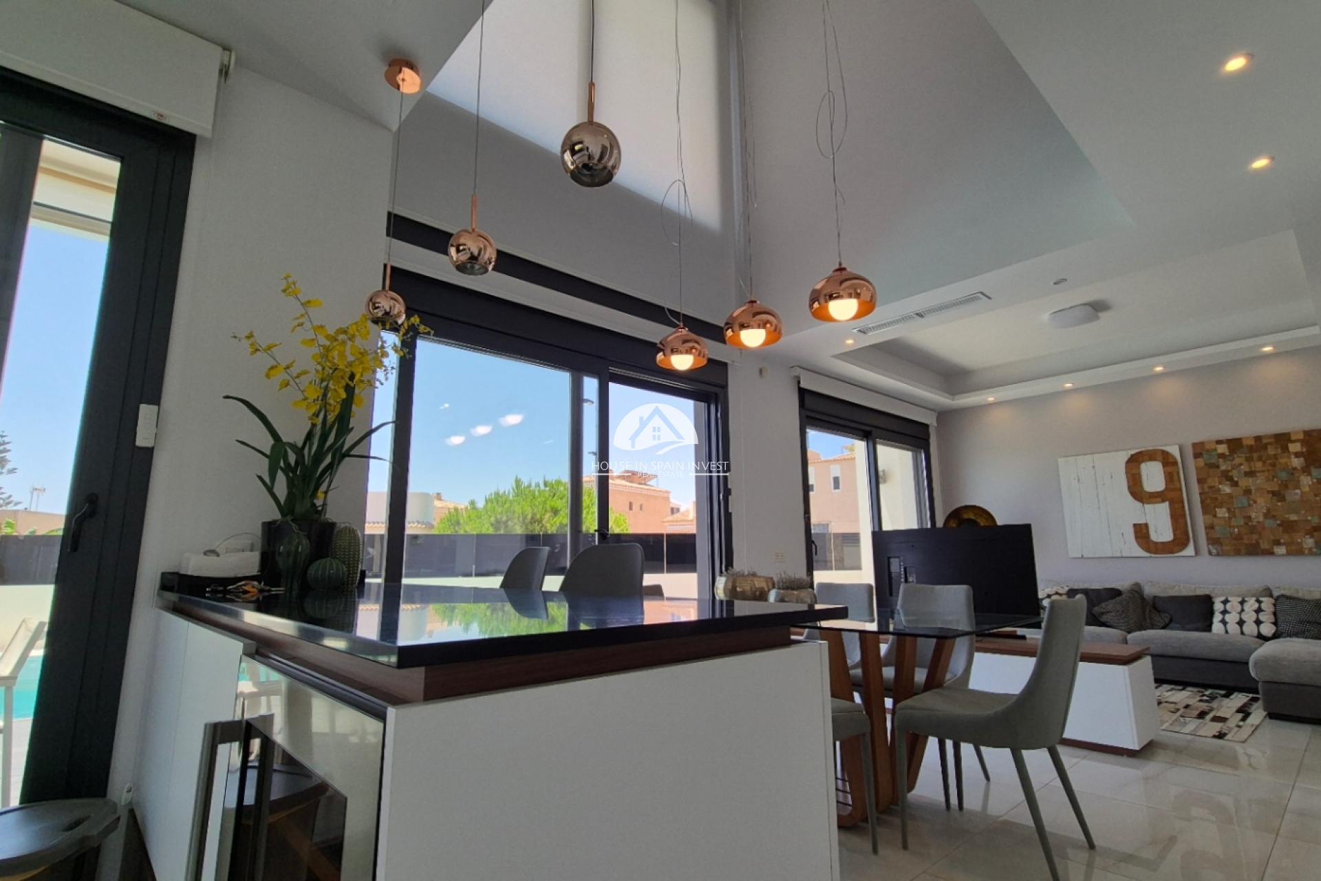 Resale - Villa - Torrevieja - Costa Blanca