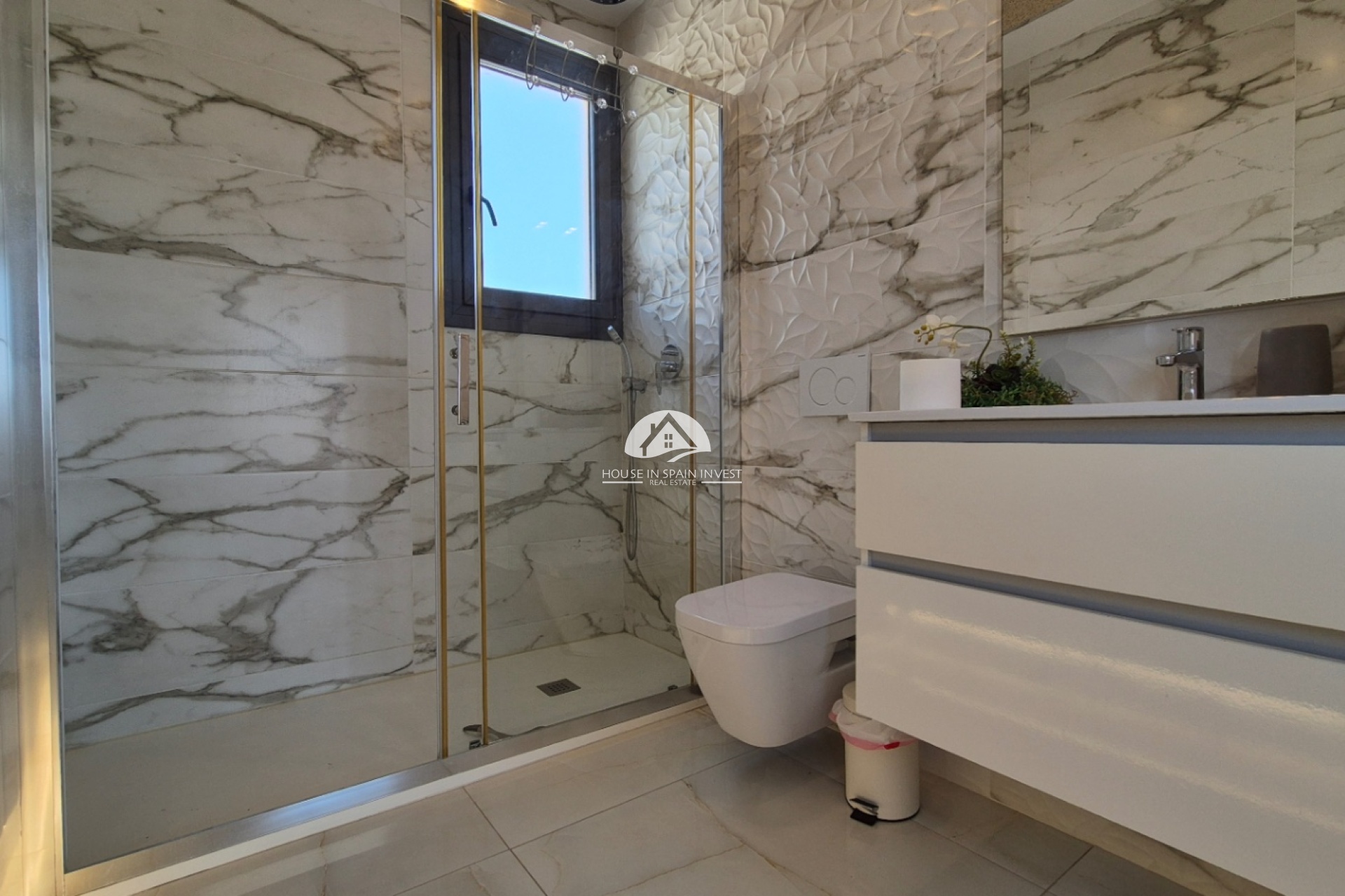 Resale - Villa - Torrevieja - Costa Blanca