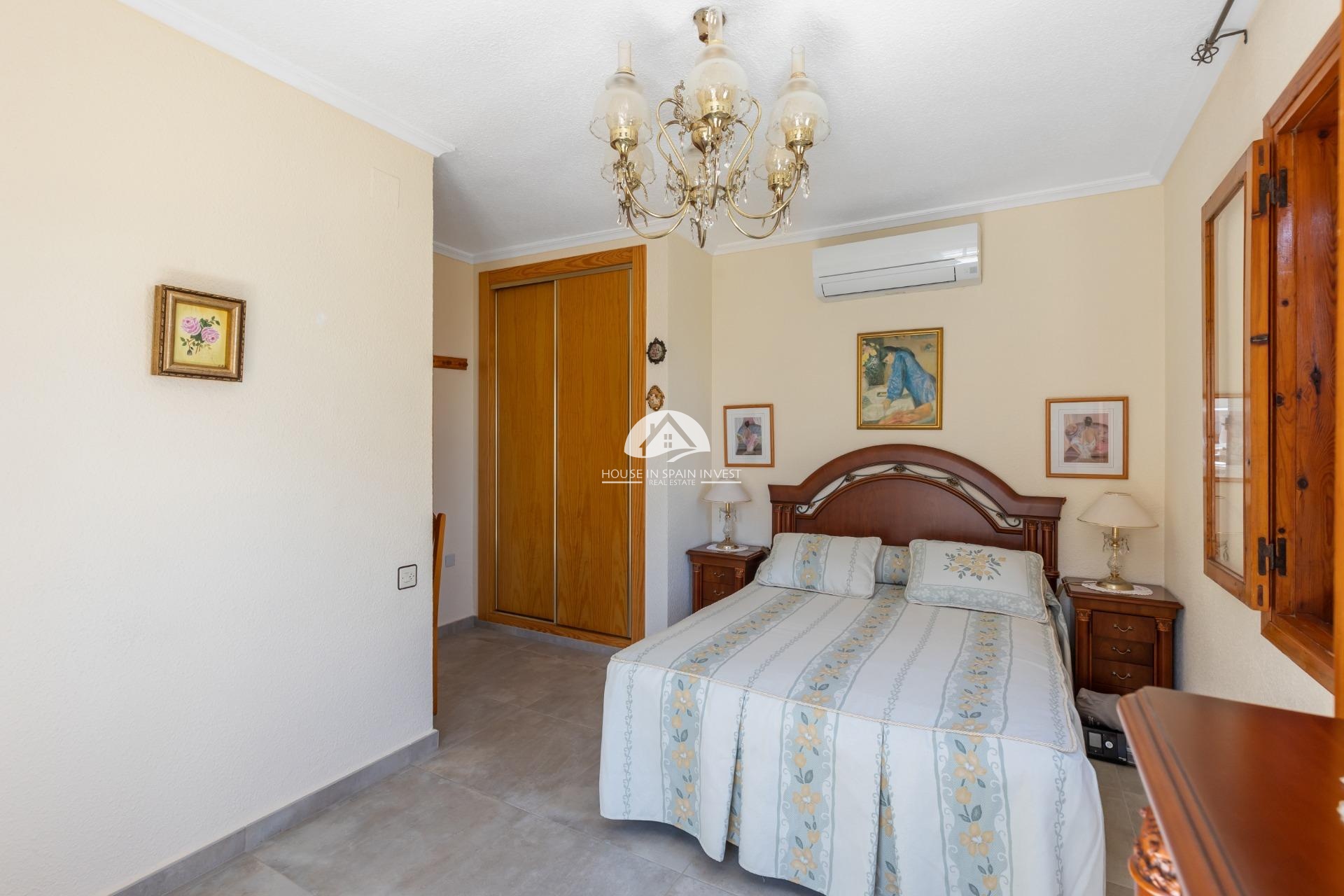 Resale - Villa - Torrevieja - La Mata