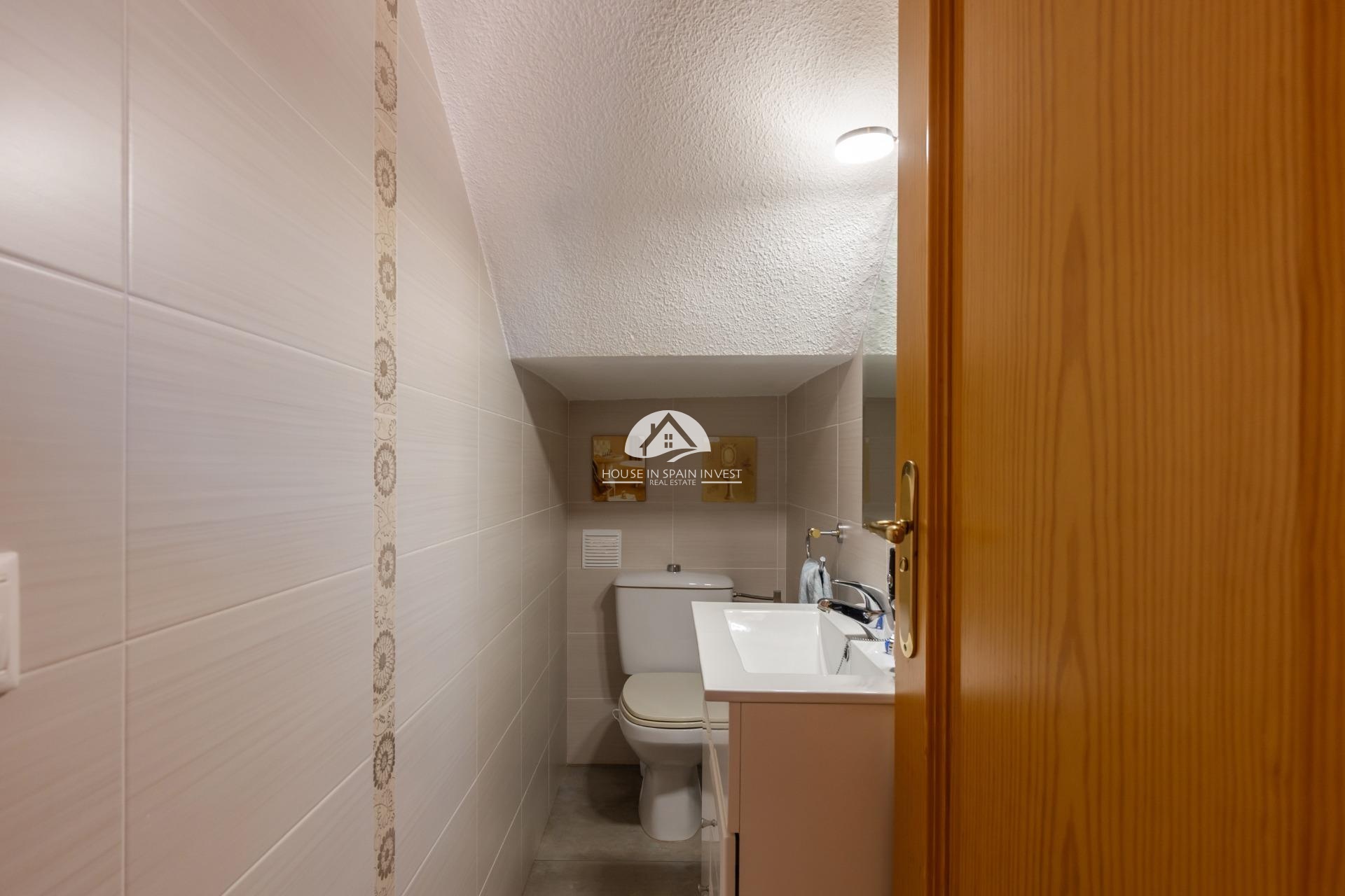 Resale - Villa - Torrevieja - La Mata