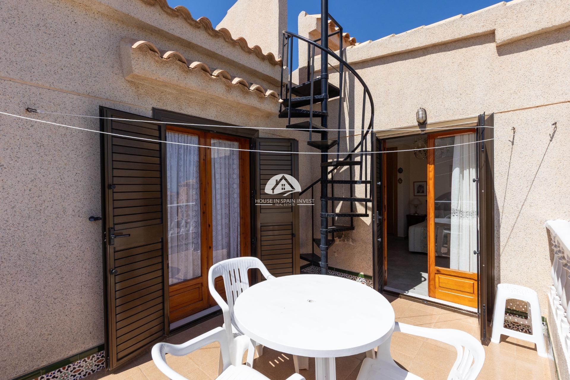 Resale - Villa - Torrevieja - La Mata