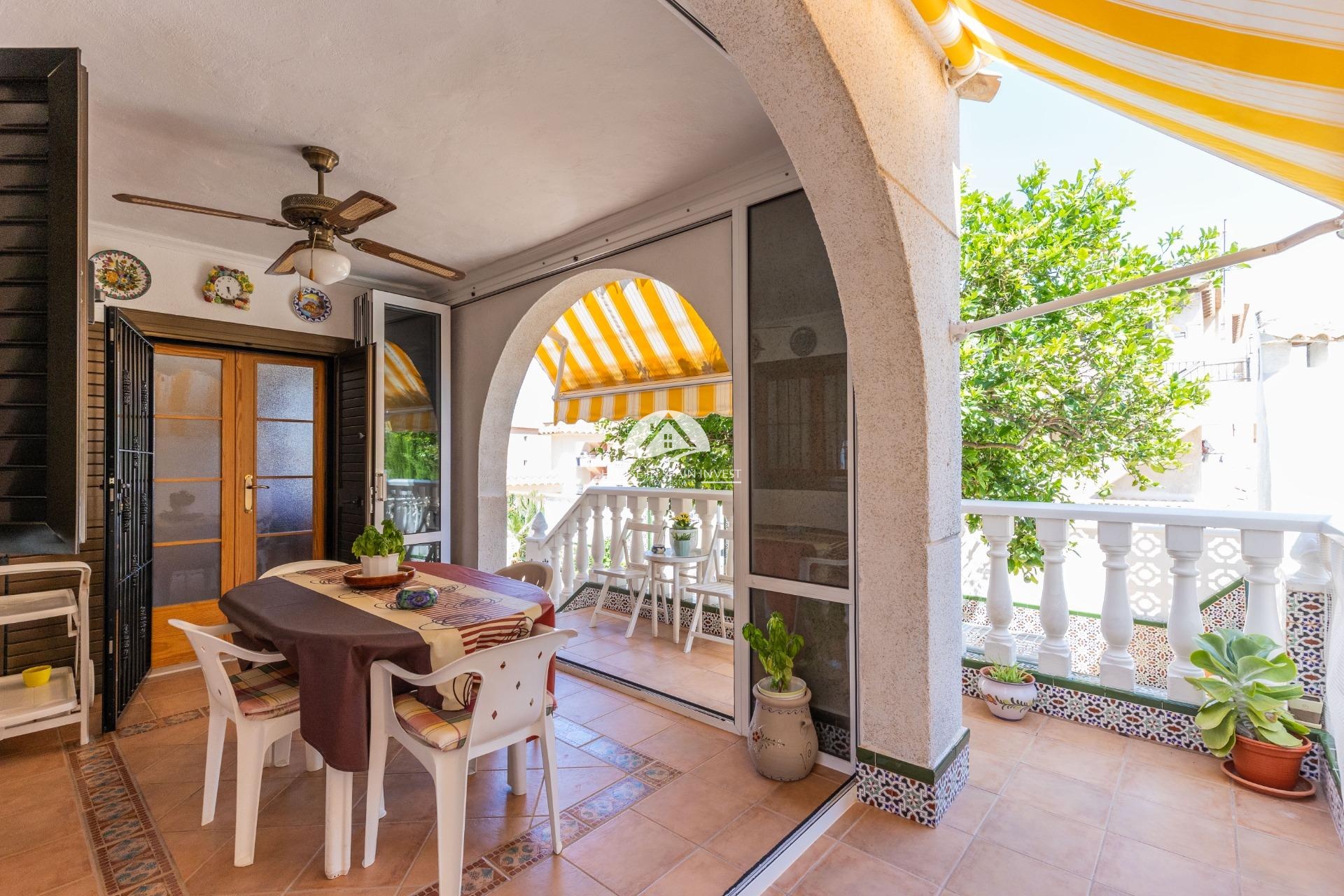 Resale - Villa - Torrevieja - La Mata