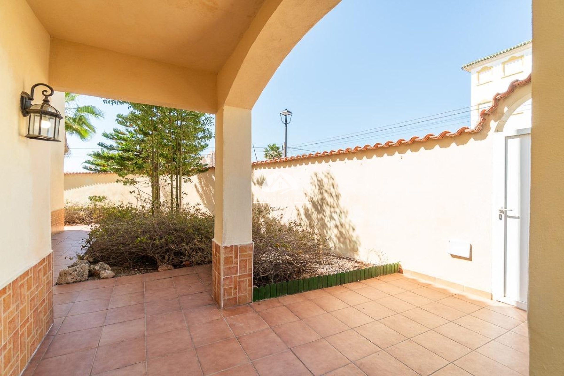 Resale - Villa - Torrevieja - La Mata