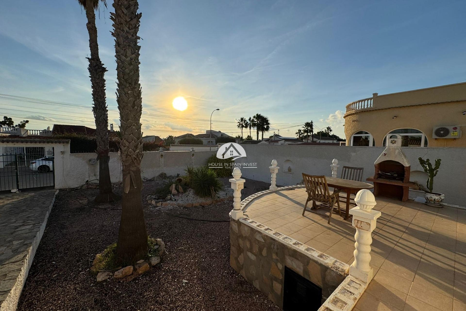 Resale - Villa - Torrevieja - La Siesta - El Chaparral - San Luis