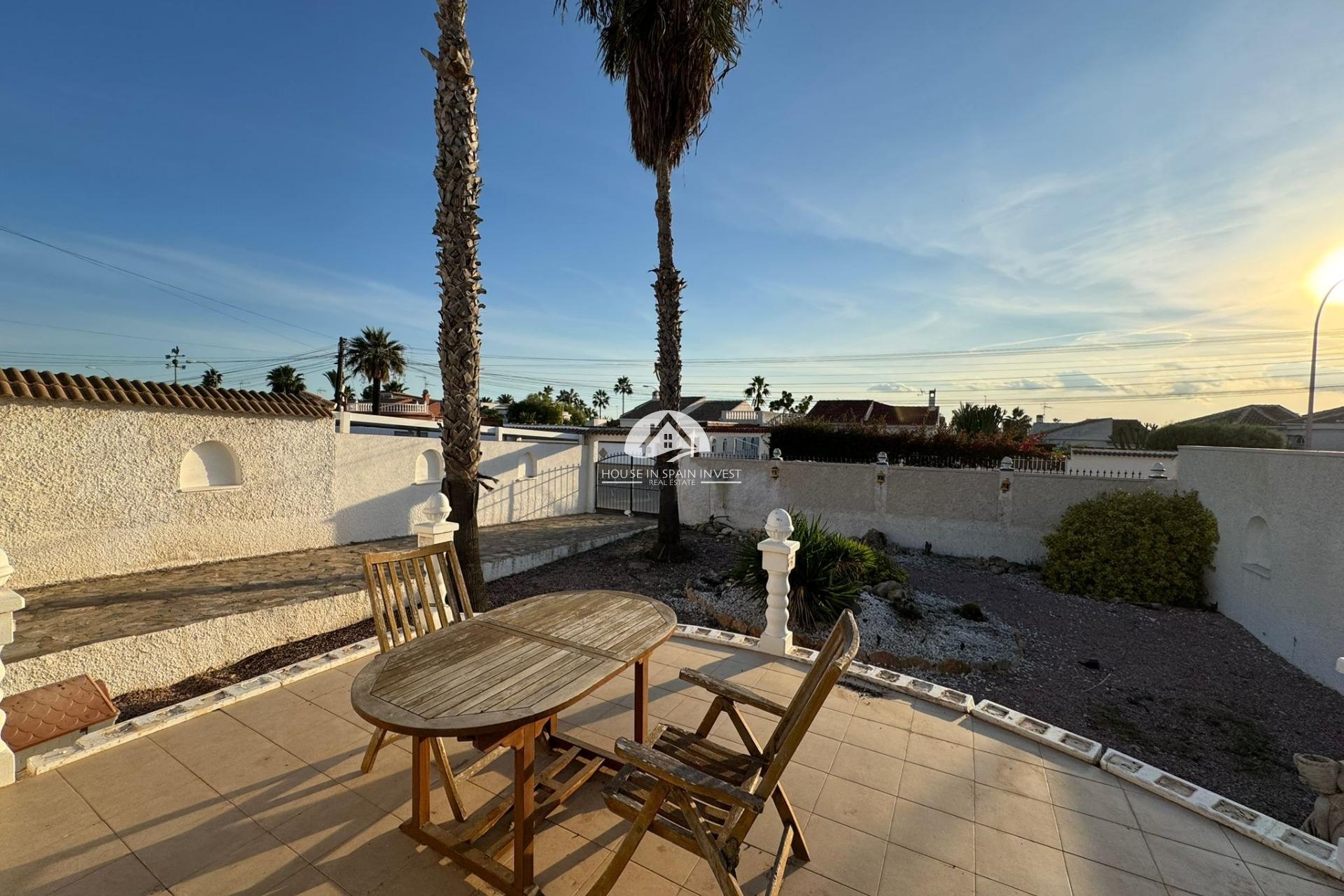 Resale - Villa - Torrevieja - La Siesta - El Chaparral - San Luis