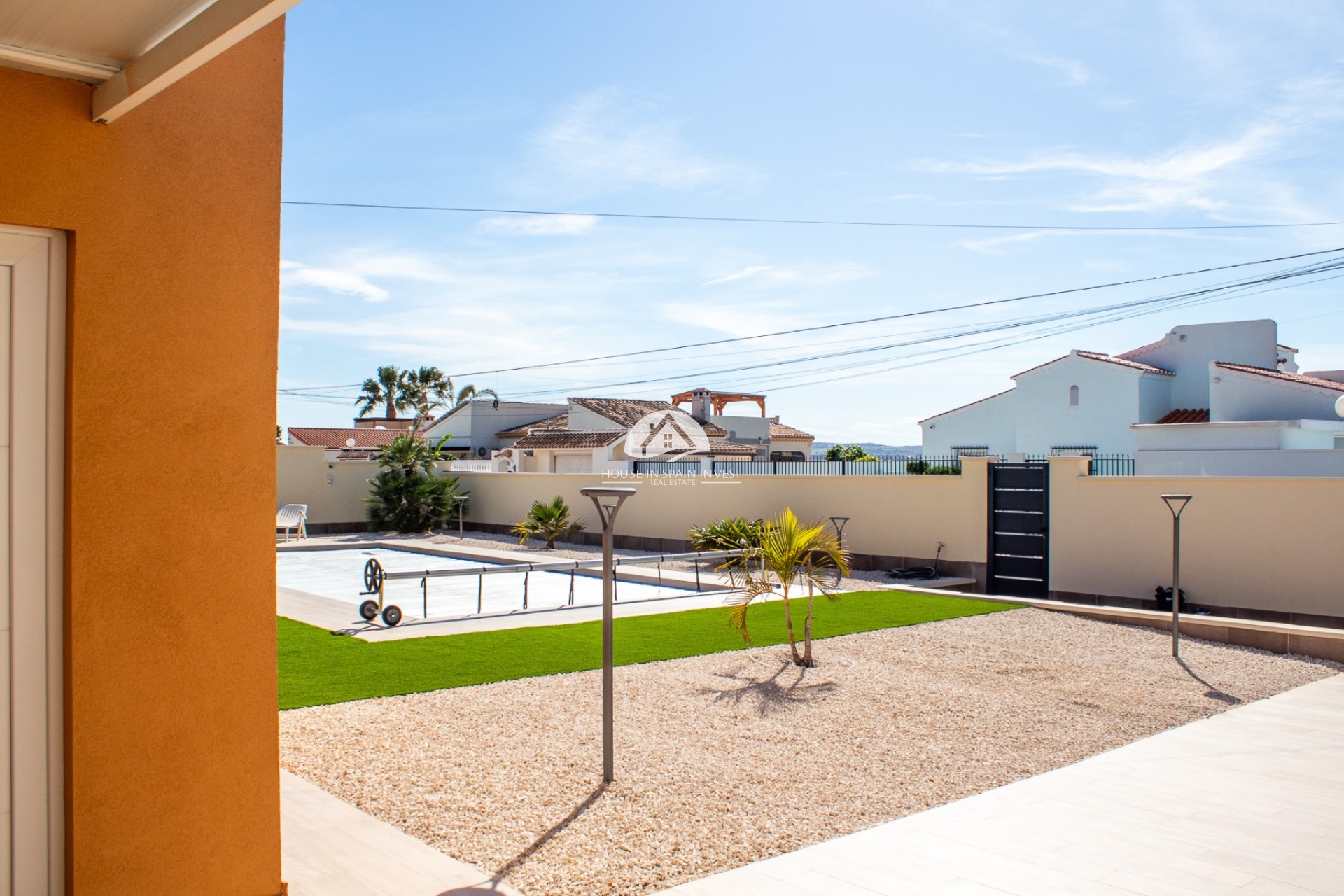 Resale - Villa - Torrevieja - La Siesta - El Salado -  Torreta