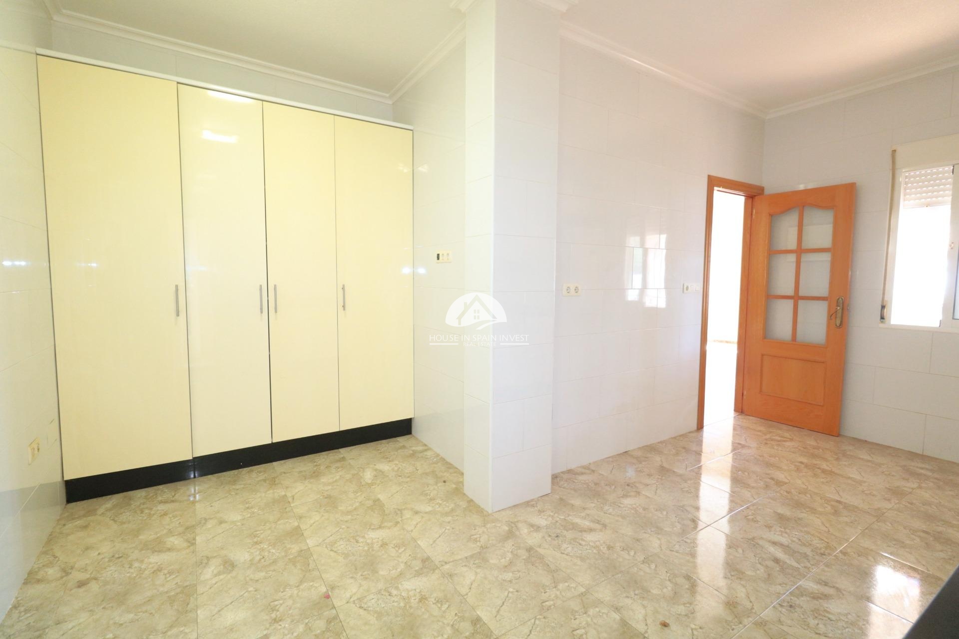 Resale - Villa - Torrevieja - Los Balcones  