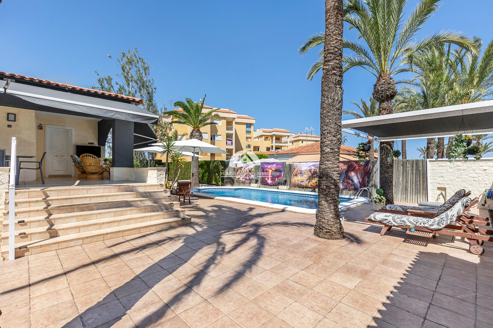 Resale - Villa - Torrevieja - Punta Prima  