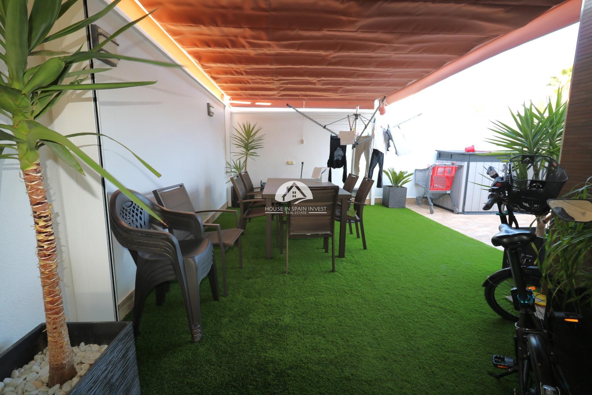 Resale - Villa - Torrevieja - Torreta - Salado