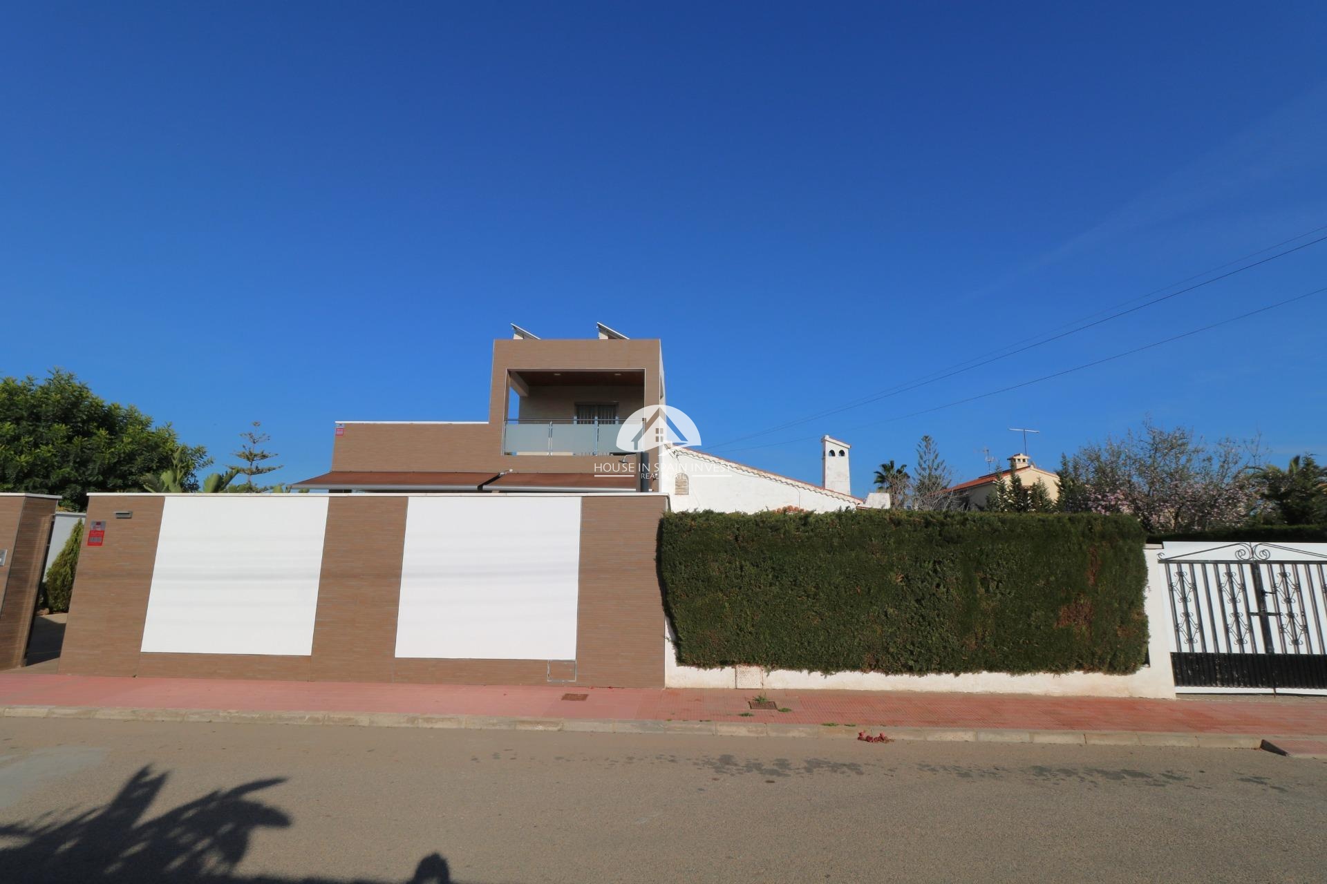 Resale - Villa - Torrevieja - Torreta - Salado